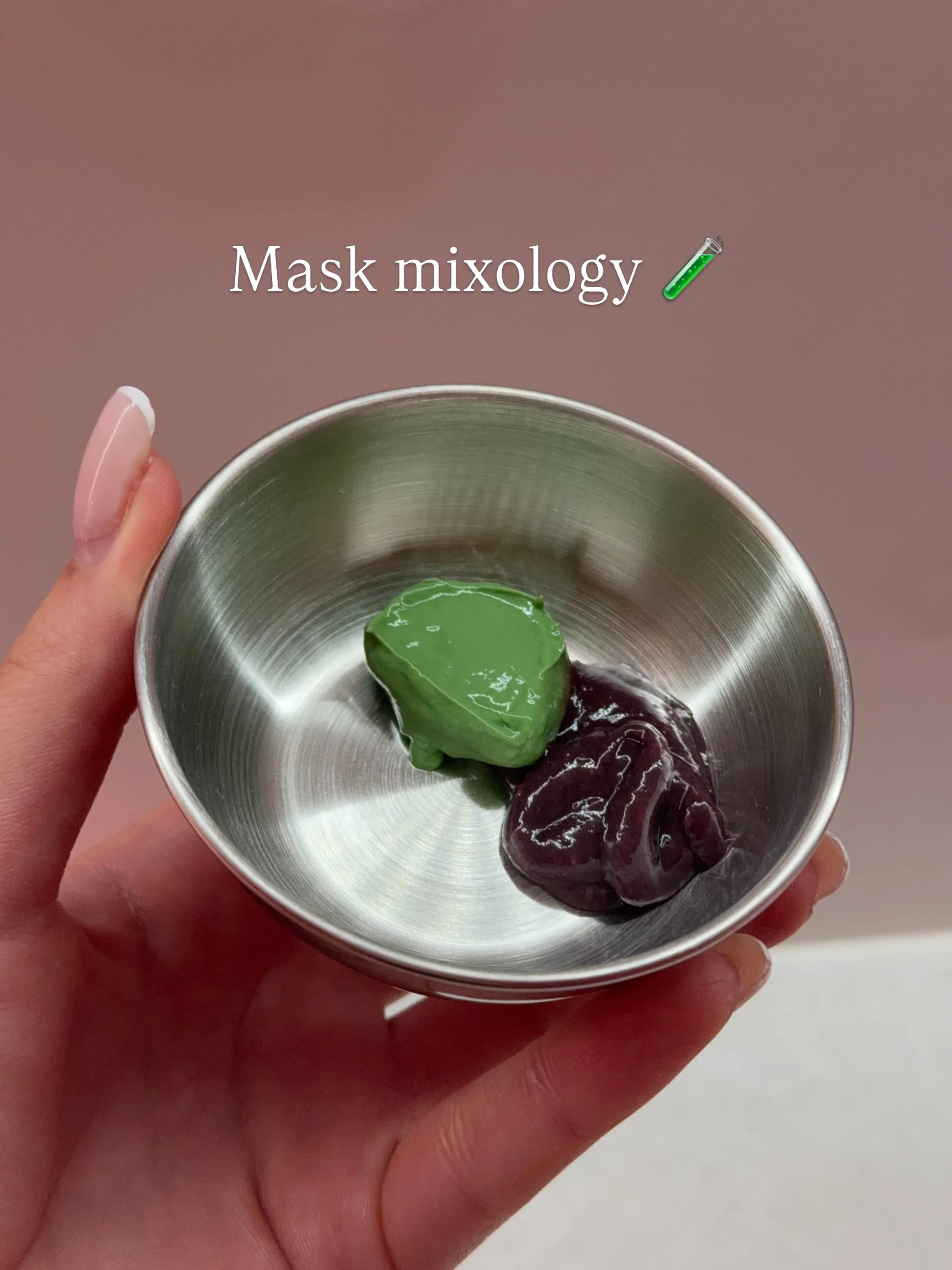 Mask mixology, aka why your facial is never just &ldquo;one mask&rdquo;.

Skin changes from visit to visit, so I choose and combine masks depending on what it needs on the day. 
Today&rsquo;s combo:
💚 Green Coffee &amp; Adaptogen Brightening Mask: a