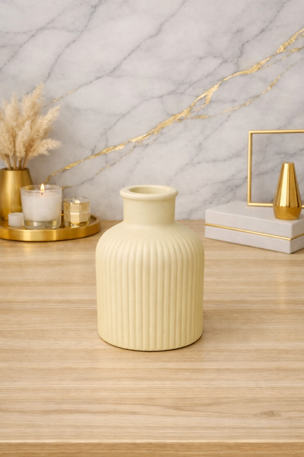 vase-anna-jaune-bella-storia.jpg.png