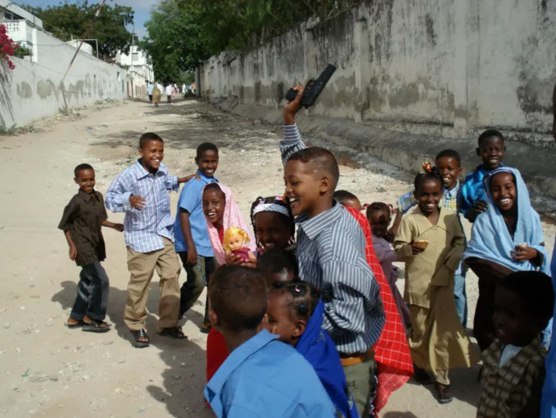 Fadumo Dayib: Somalia's first female presidential candidate urges talks with al-Shabab
