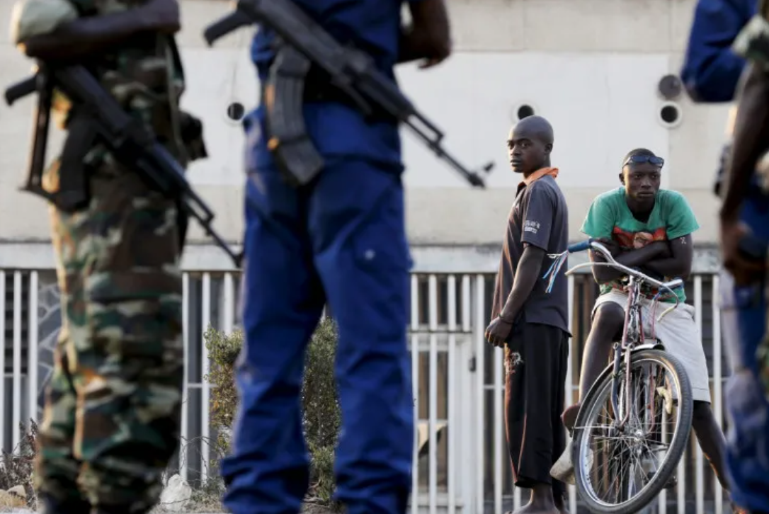 Burundi: Bujumbura lockdown amid fear of war erupting after deadly attacks on army barracks