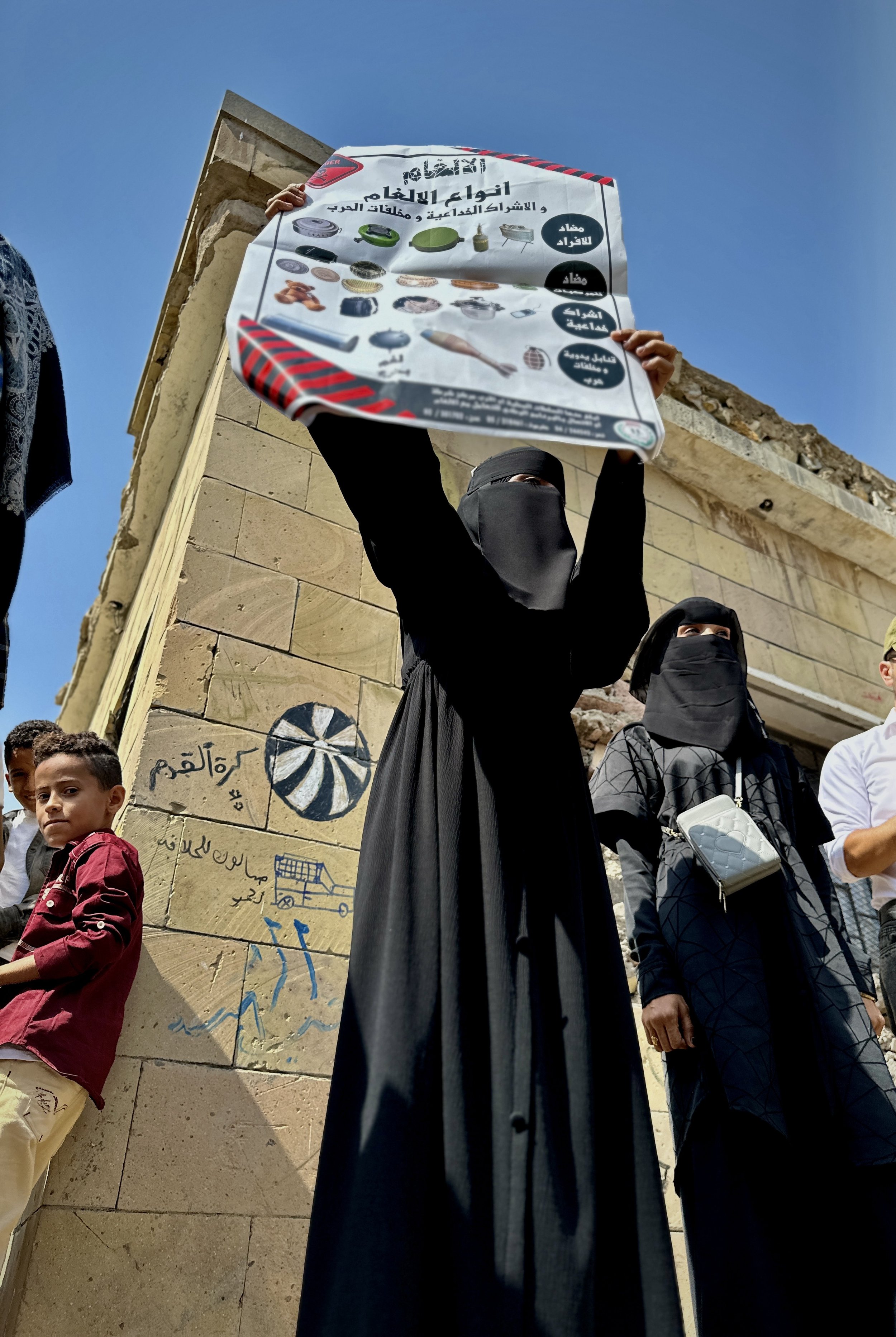 The Women Teaching Yemen to Live with Landmines