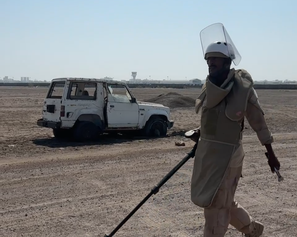 Clearing Aden Airport: Yemen’s hidden legacy of war