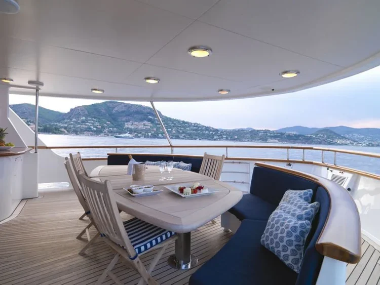 Spada_Yacht_1.webp