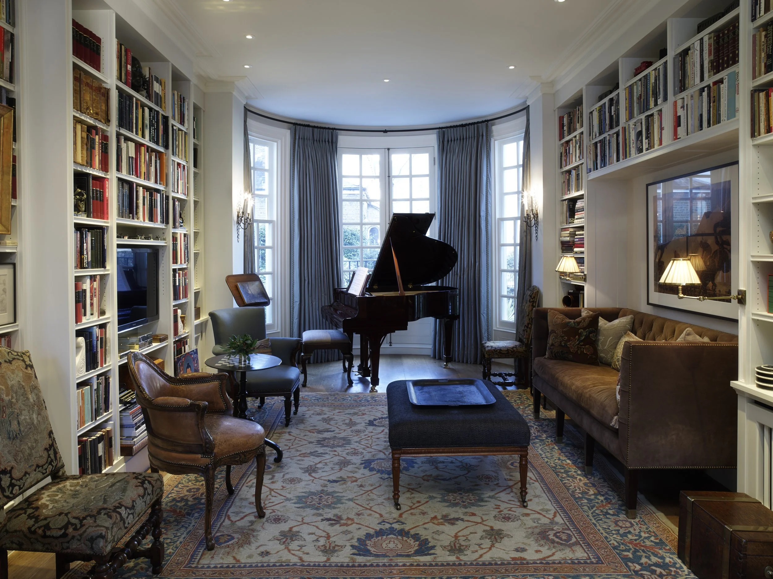 Sittingroom 2.jpg