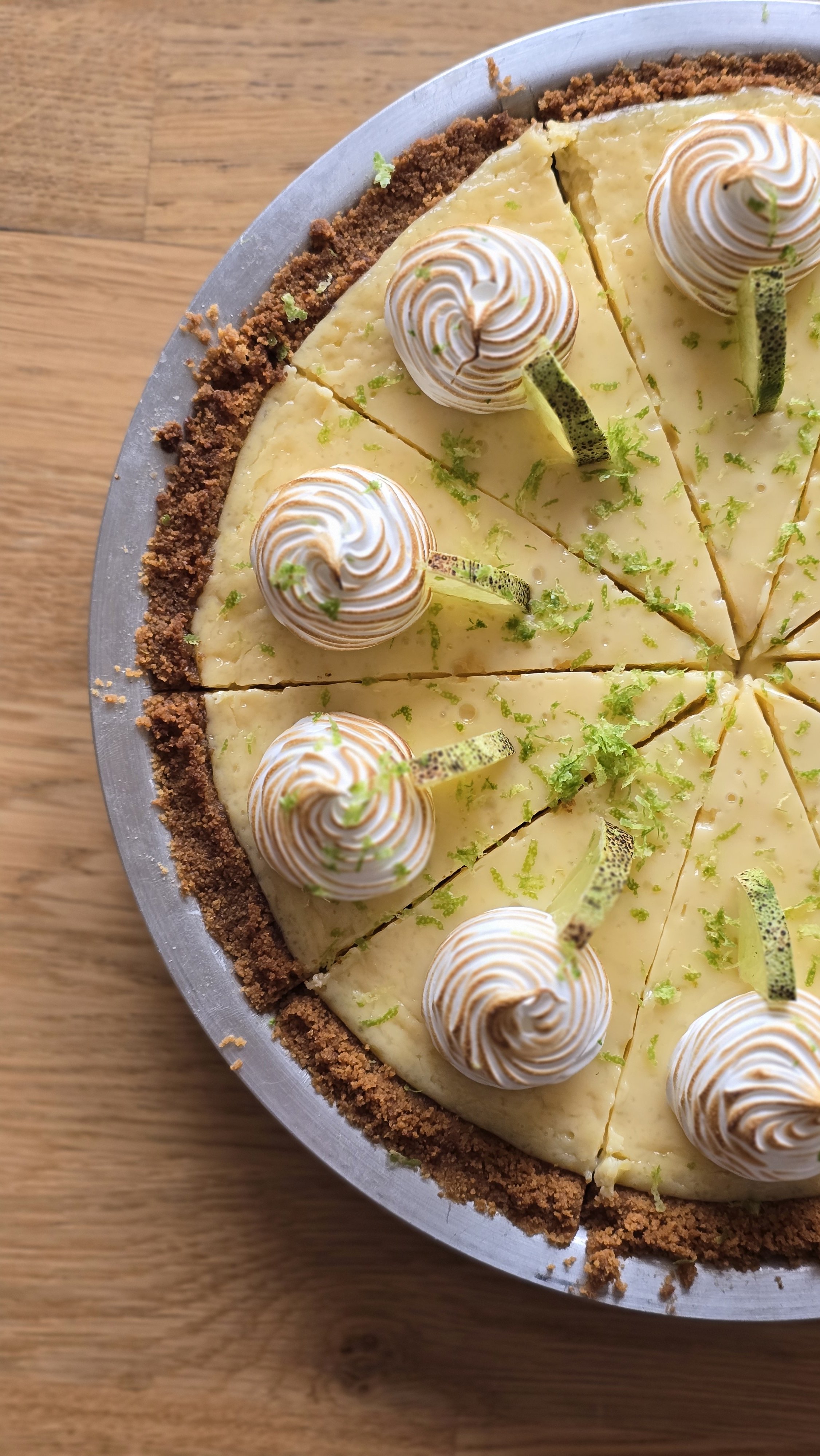 Key lime pie 2.jpg