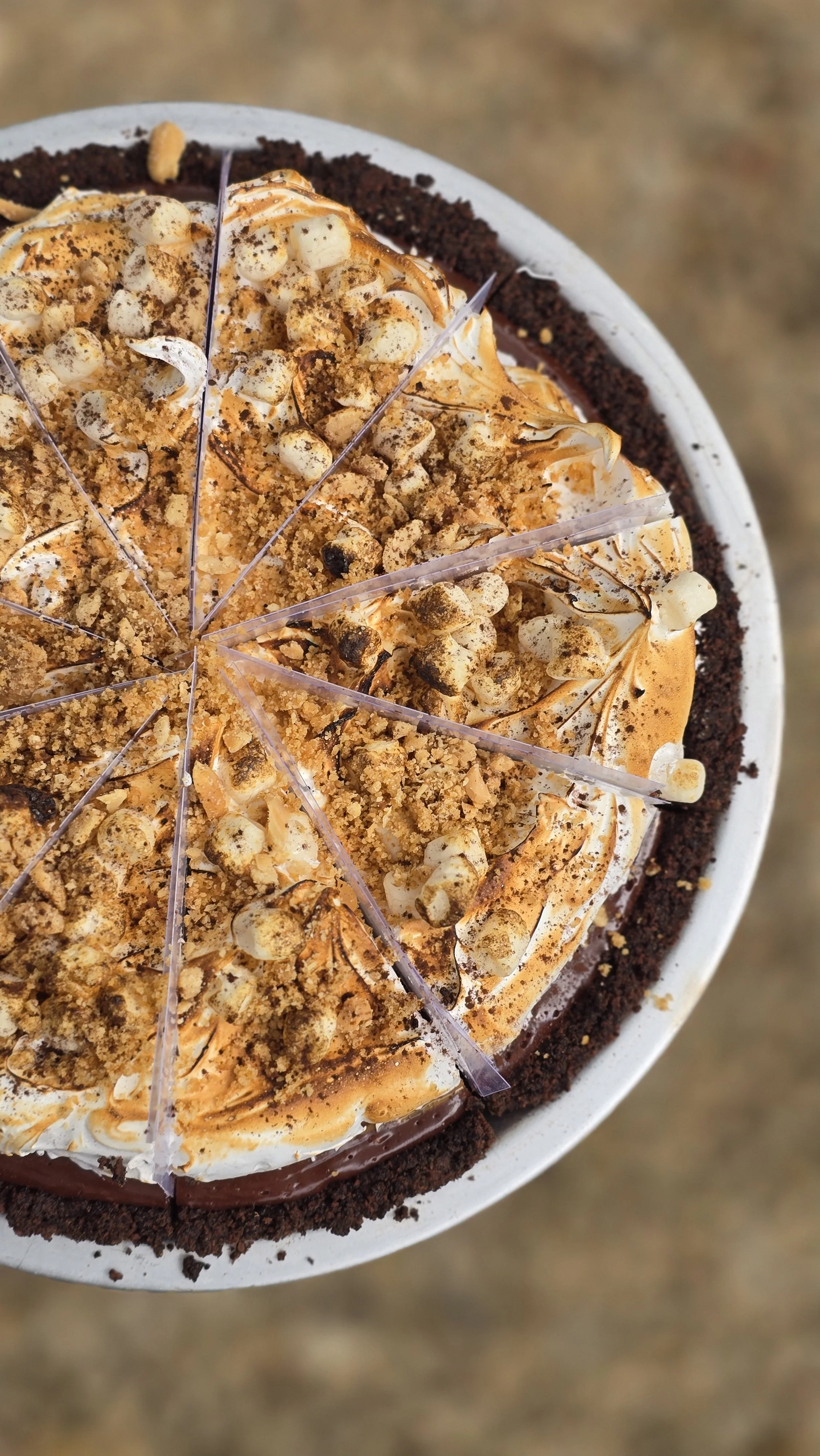 Peanut butter S'mores pie