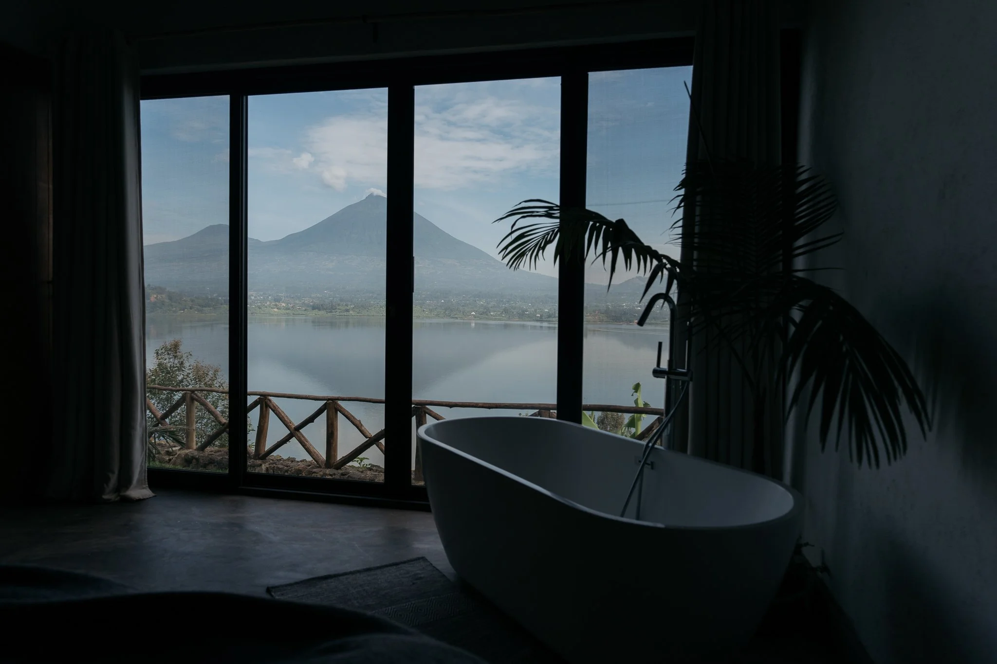 A7402542-2.jpg