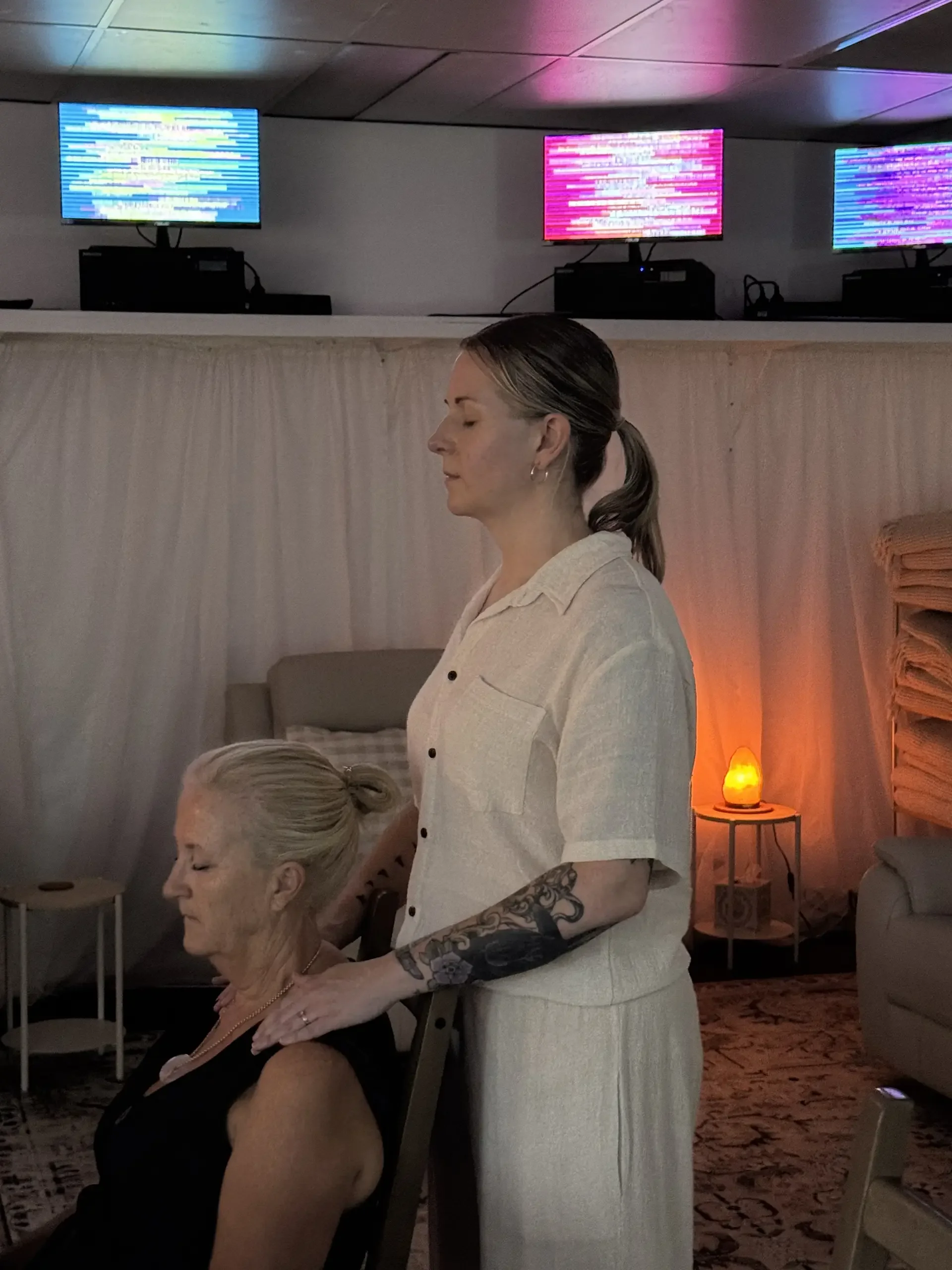 Reiki healer hosting a workshop at Soulibrium Wellness Centre in Wollongong