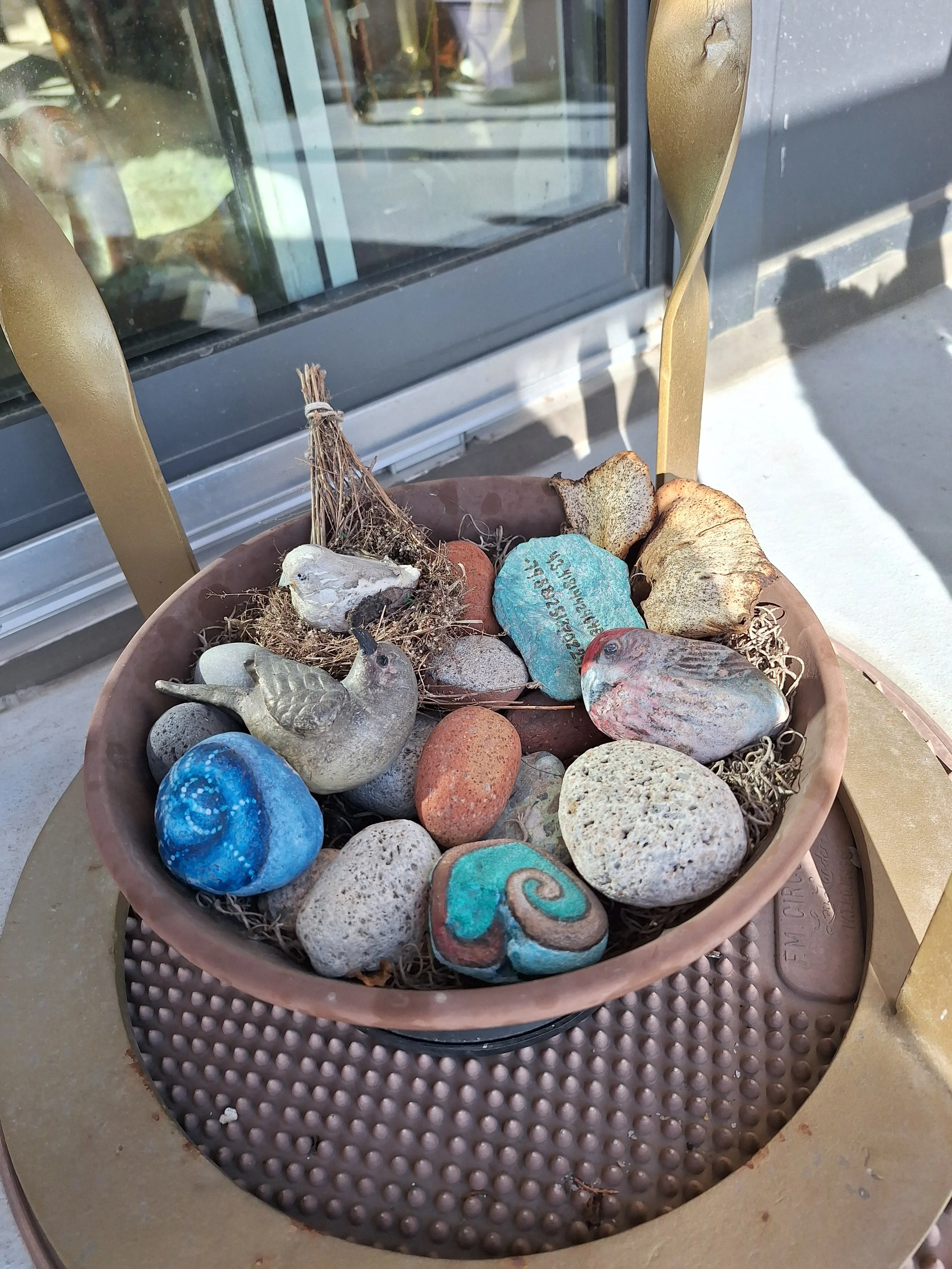 I'll paint rocks for ya! I'll make em look like birds or snails or whatever animal you want! (Turtle, armadillo, the list goes on!)