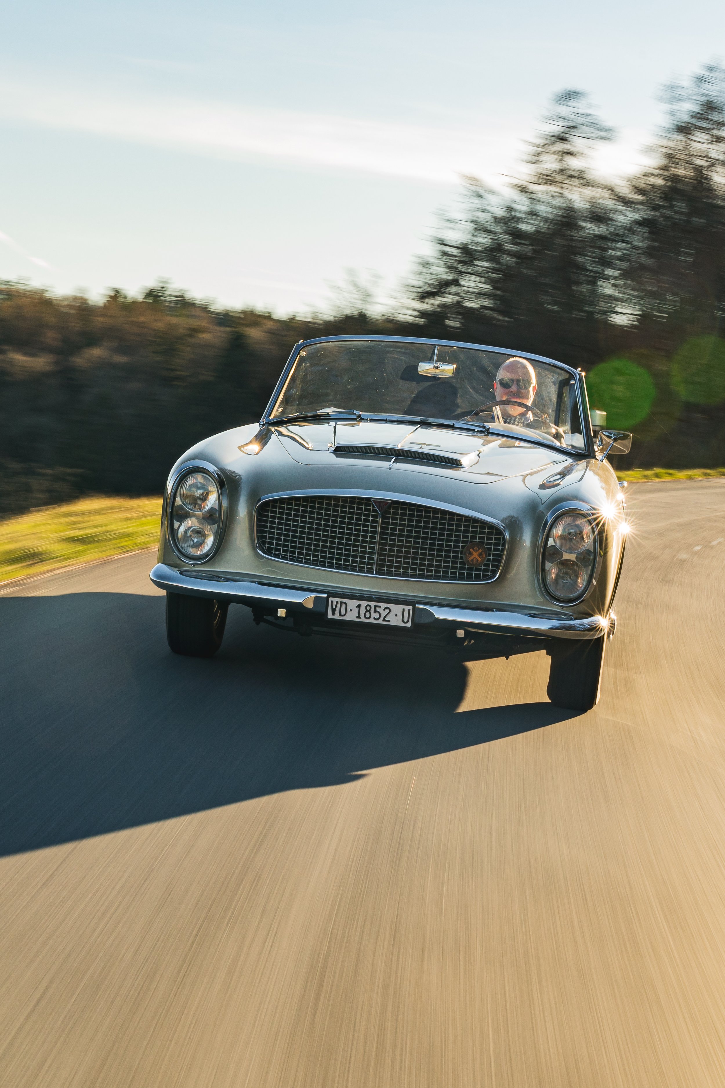 The Automobile Magazine_1963 Alvis TD 21 Graber Super-7.JPG