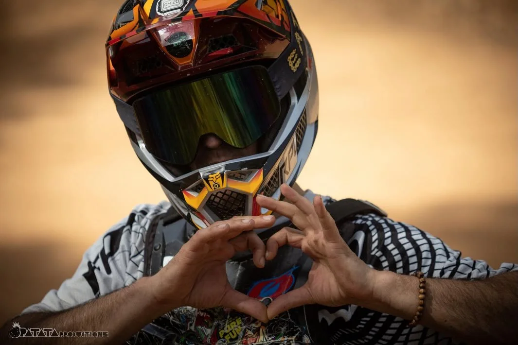 &iexcl;GRACIAS 2025!💚🚵&zwj;♀️

Un a&ntilde;o lleno de acci&oacute;n, evoluci&oacute;n, risas, polvo, barro y momentos inolvidables.
Gracias a todos los que hab&eacute;is sido parte de este camino y de la familia LaFenasosa Bikepark.

Gracias a nues
