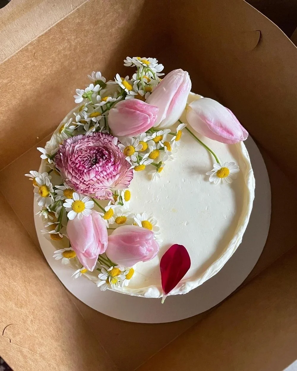 fresh-flower-party-cake-2.jpeg