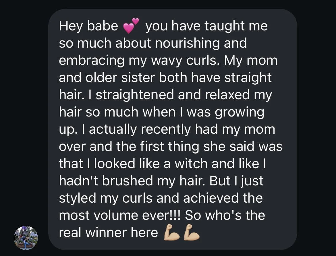 Screenshot of a social media post featuring a handwritten message praising curly hair styling techniques, with emojis of pink hearts and flexed biceps.