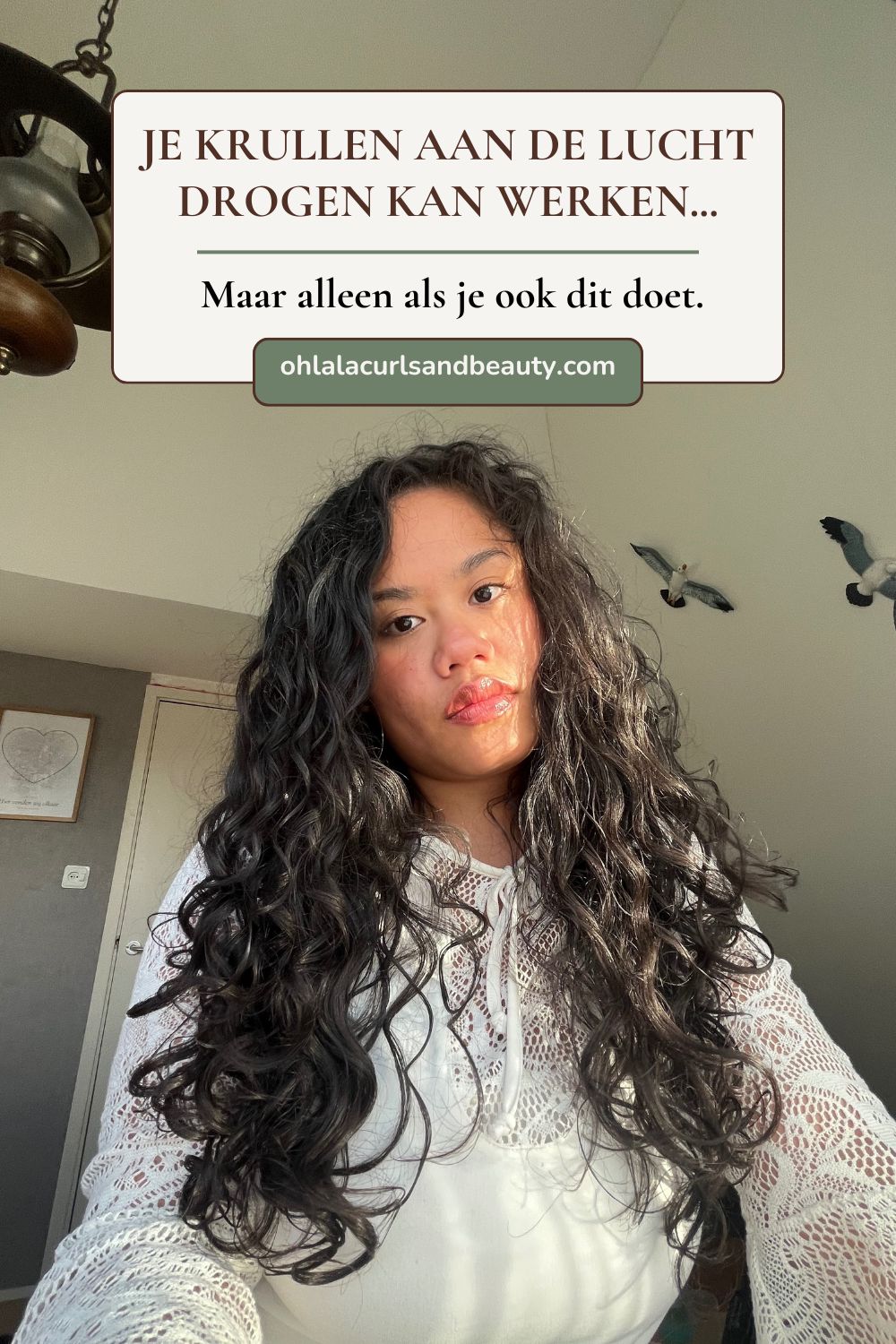 Je pluizige krullende haar aan de lucht laten drogen kan werken.. maar alleen als je dit doet.