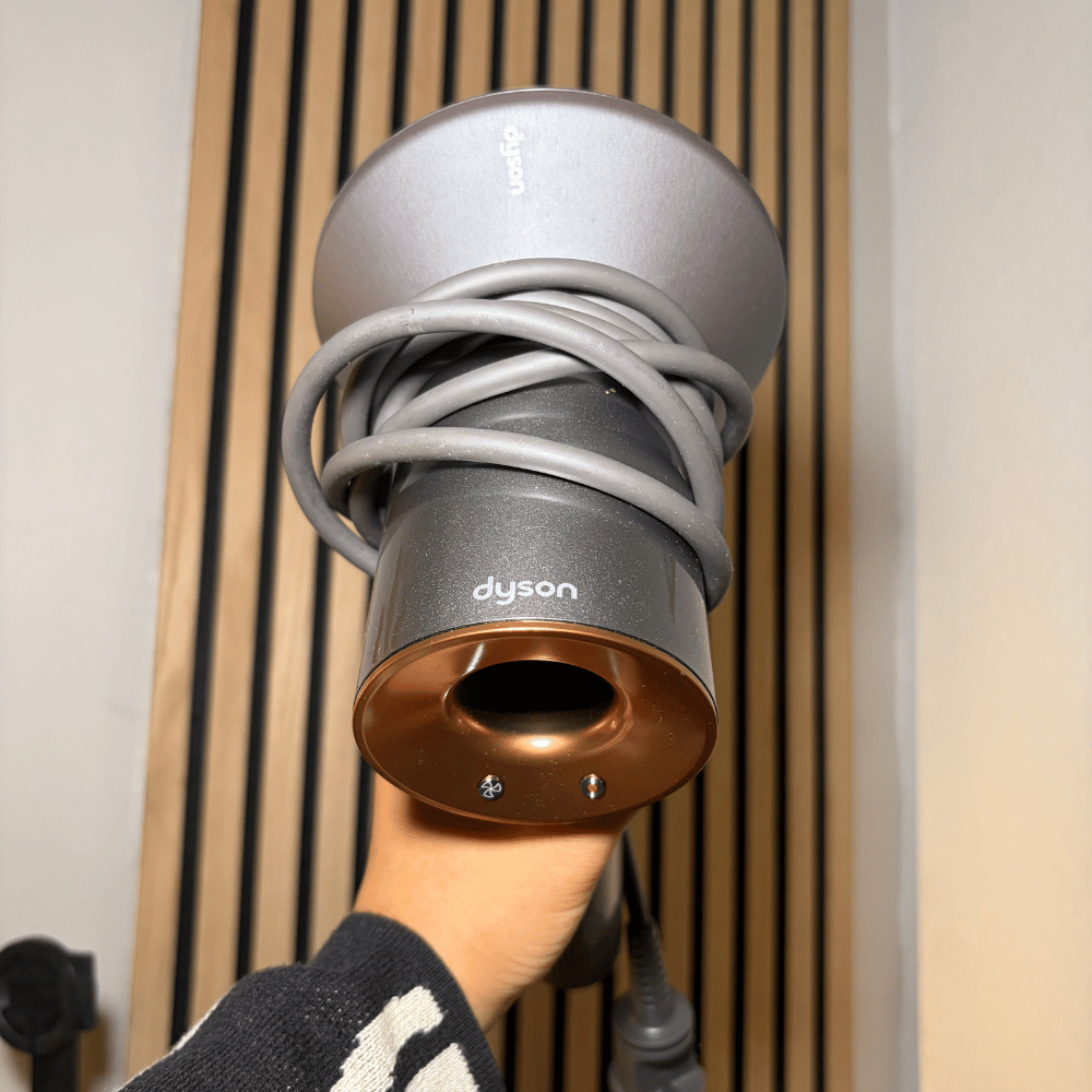 Dyson diffuser vooraanzicht in salon Ohlalacurls in Gouda