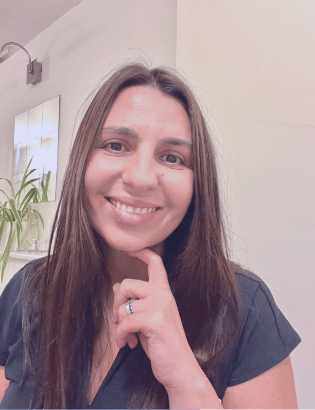 Dimka Dimitrova explaining why clients work with her as a Substack coach