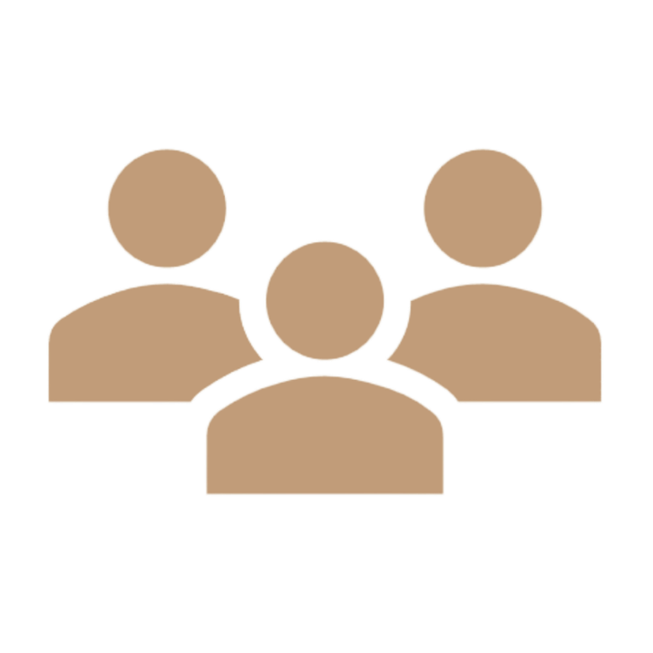 Icon of three stylized human figures in beige color, representing a group or team.