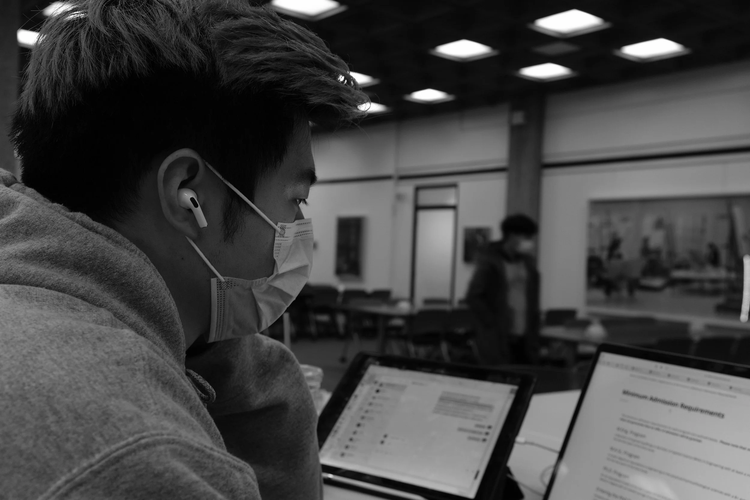 Leading an LMS Transition During the Shift to Remote Learning