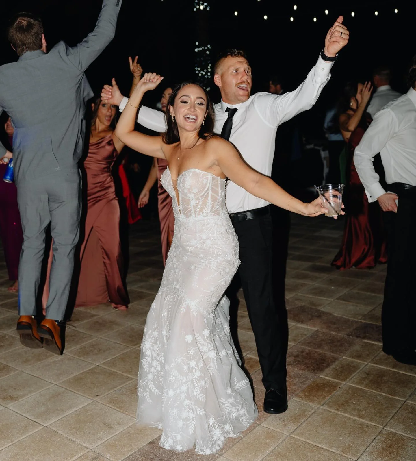 Jessica + Cyle
&bull;
&bull;
📍: @thebayclubatwyc
📸: @_jsmedia
🎶: @totalclassentertainment
