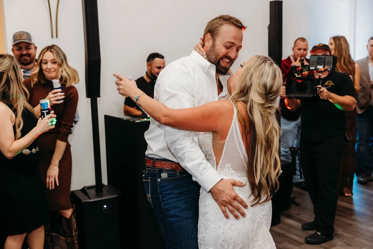 Shelby + Jordan
&bull;
&bull;
📍: @thevenueatdiamondcranch 
📸: @tannacphotography
🎶: @totalclassentertainment