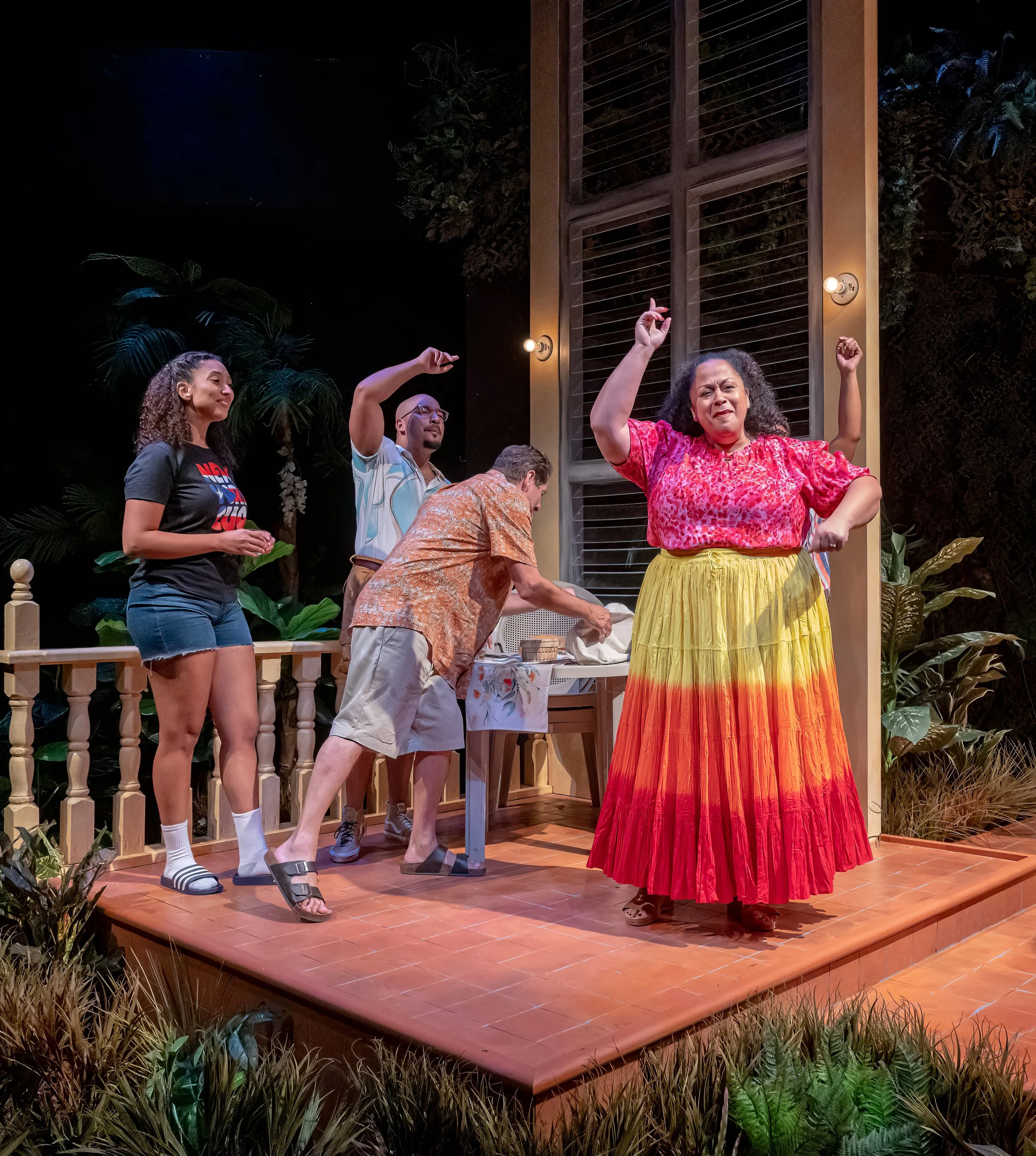 la-gringa-at-american-stage_53068527786_o[1].jpg