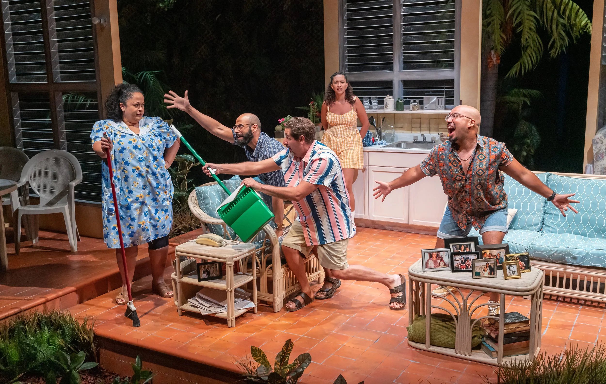 la-gringa-at-american-stage_53068723894_o[1].jpg