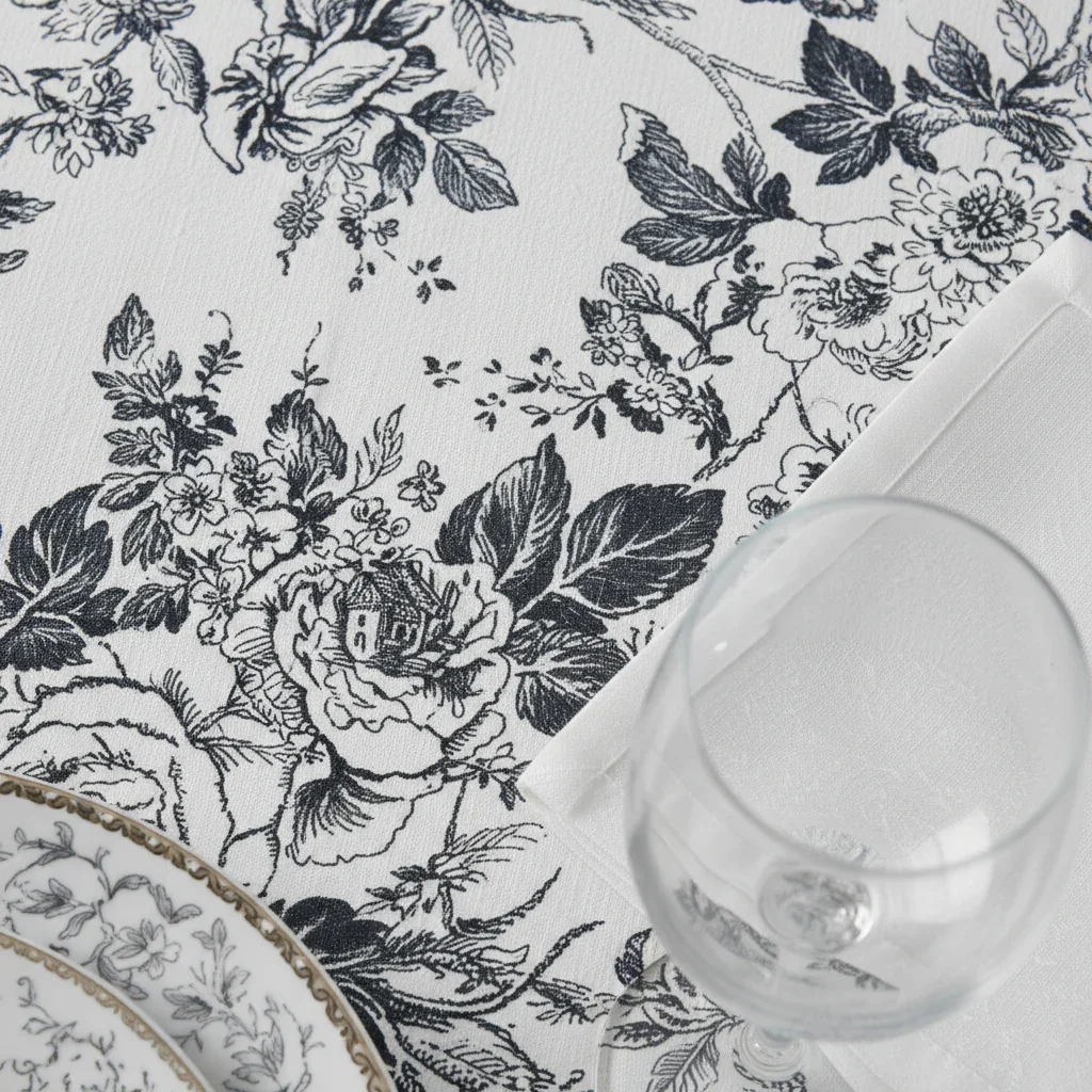 120-round-polyester-tablecloth-black-french-toile-2.webp