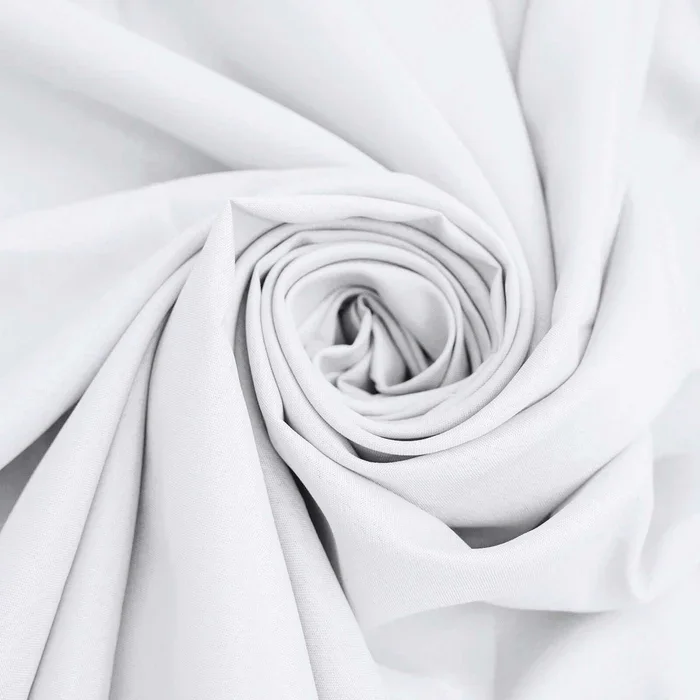 white tablecloth 120 round -2.webp