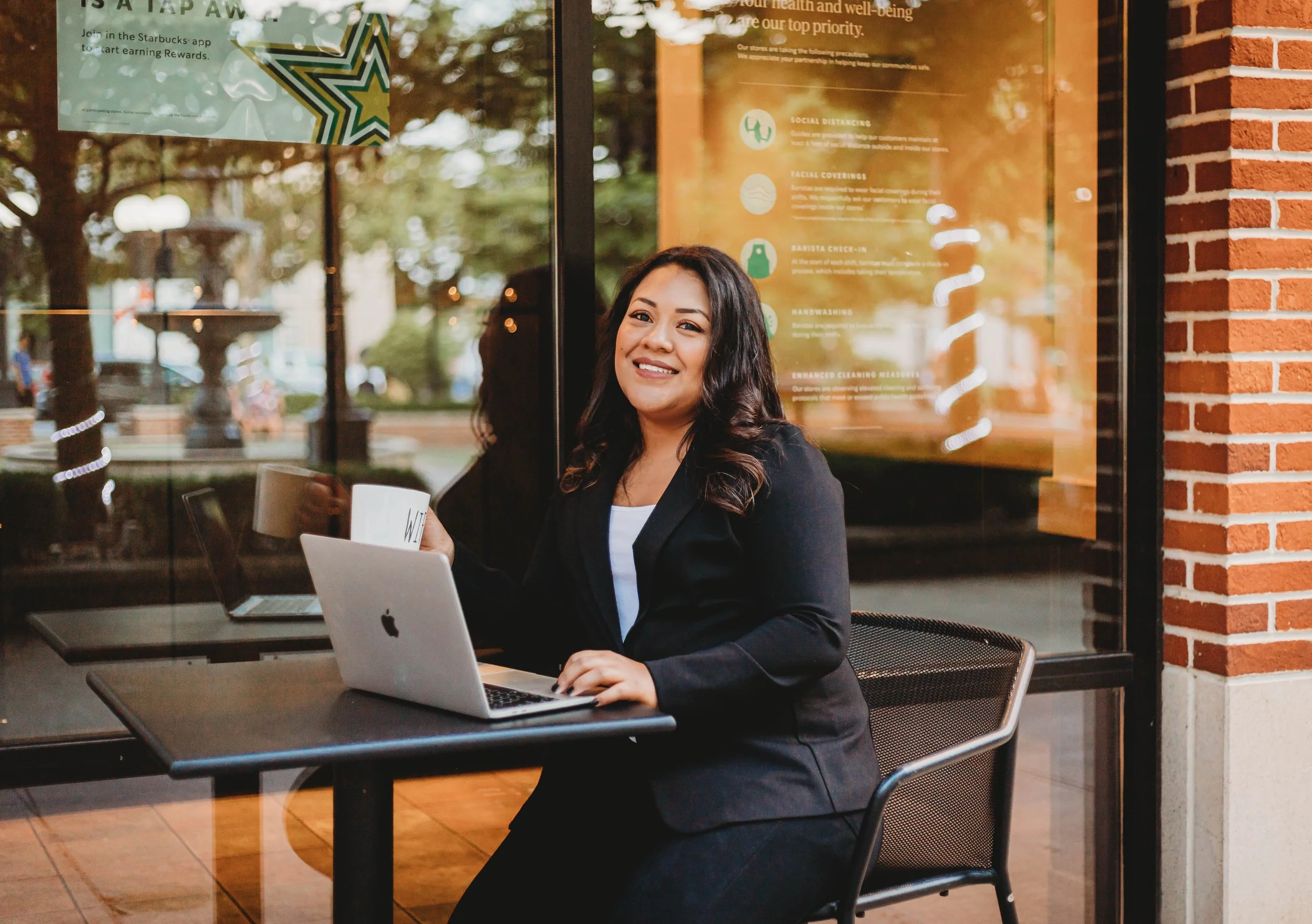 Monthly bookkeeping services with financial reports and organized business finances