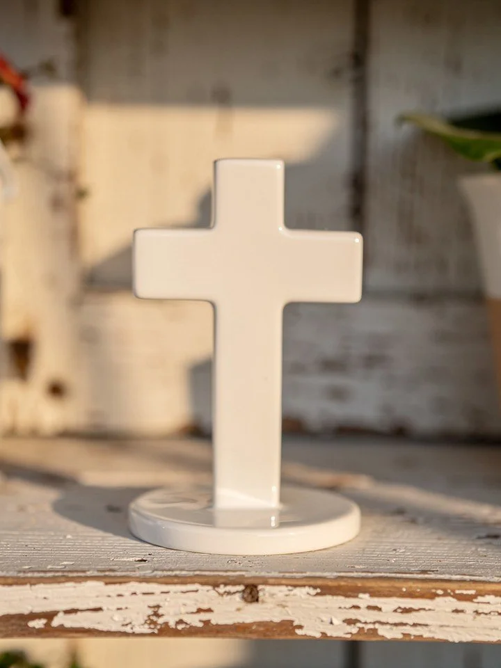 💖 In creating this small white cross, I am reminded of the unwavering love God has for us. This piece embodies my commitment to surrender my heart and my struggles to Him. 

Life can be a beautiful mix of heavy moments and overwhelming joy. I face c