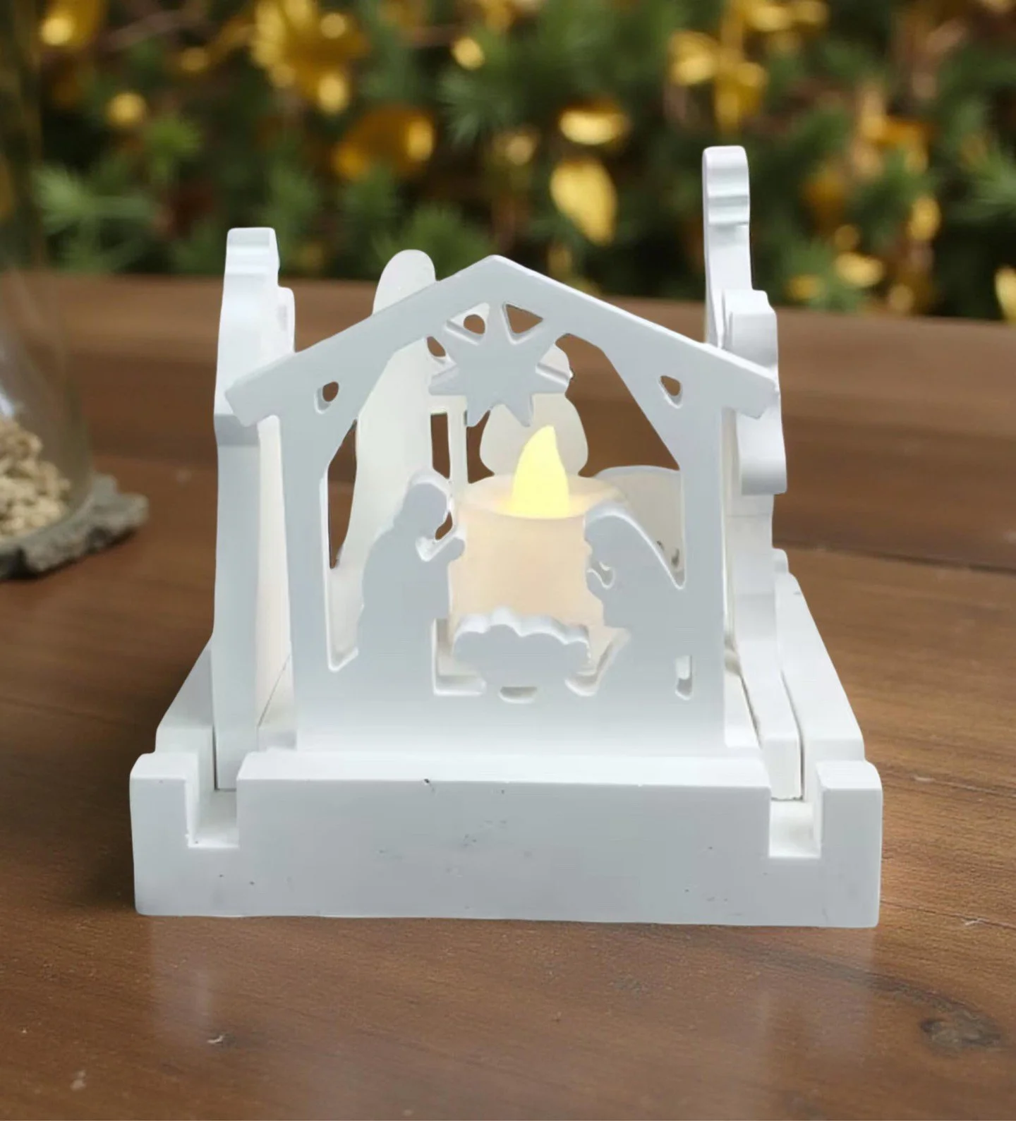 🎄 Experience the Christmas story unfold with our 5-piece nativity scene! Each piece beautifully illustrates key moments of Jesus's birth. Nestled on a charming square base, it&rsquo;s perfect for igniting joy and reflection this holiday season. ✨ 


