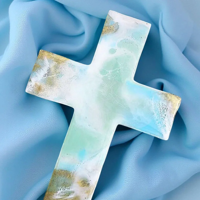With hints of gold and sand, this cross symbolizes resilience and the journey of overcoming challenges. Even when I feel like giving up, I find strength in my faith, knowing that every trial can lead to a beautiful outcome. This piece serves as a rem