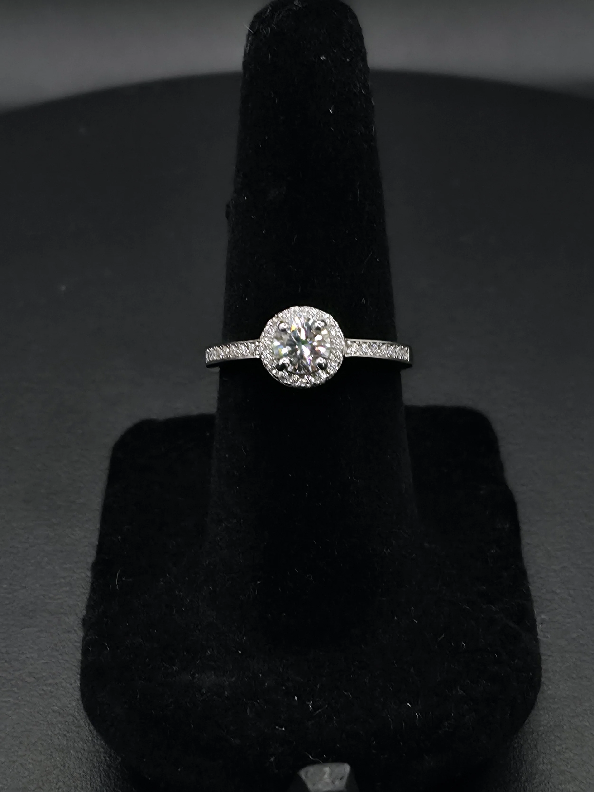 1.3 CTW Clear Moissanite Round Halo Ring | Sterling Silver