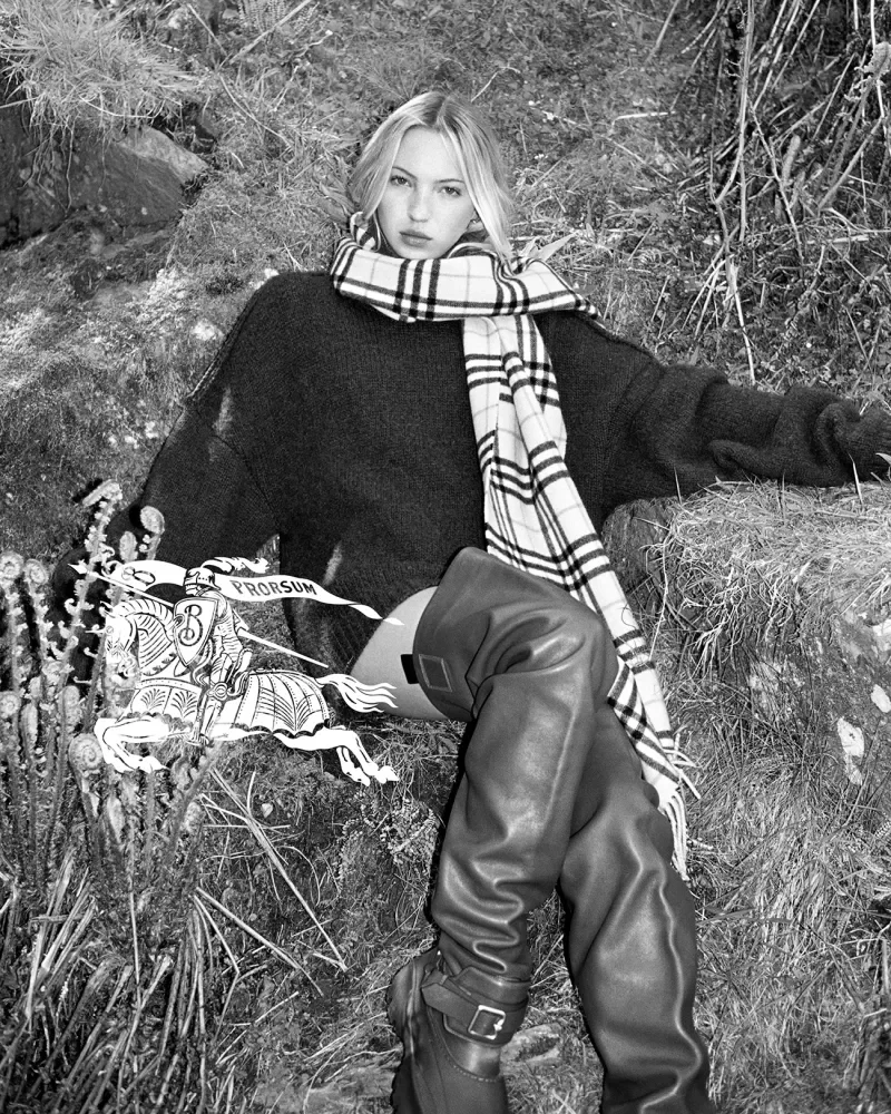 burberry-fall-2024-collection-photos-Burberry-Winter-2024-Campaign23.webp