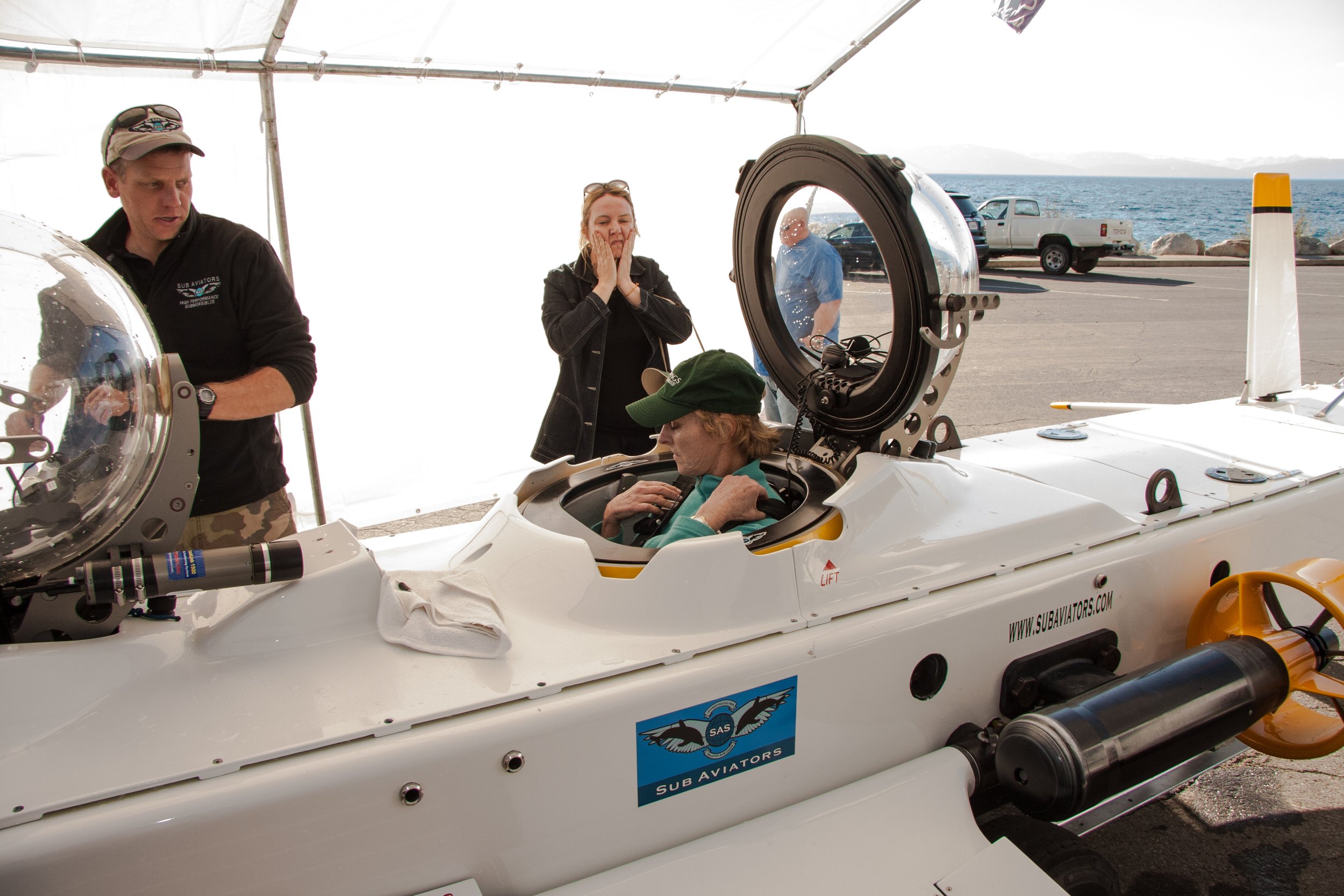 NEVADA Anne testing comms in Sub Aviator during Lake Tahoe trials
