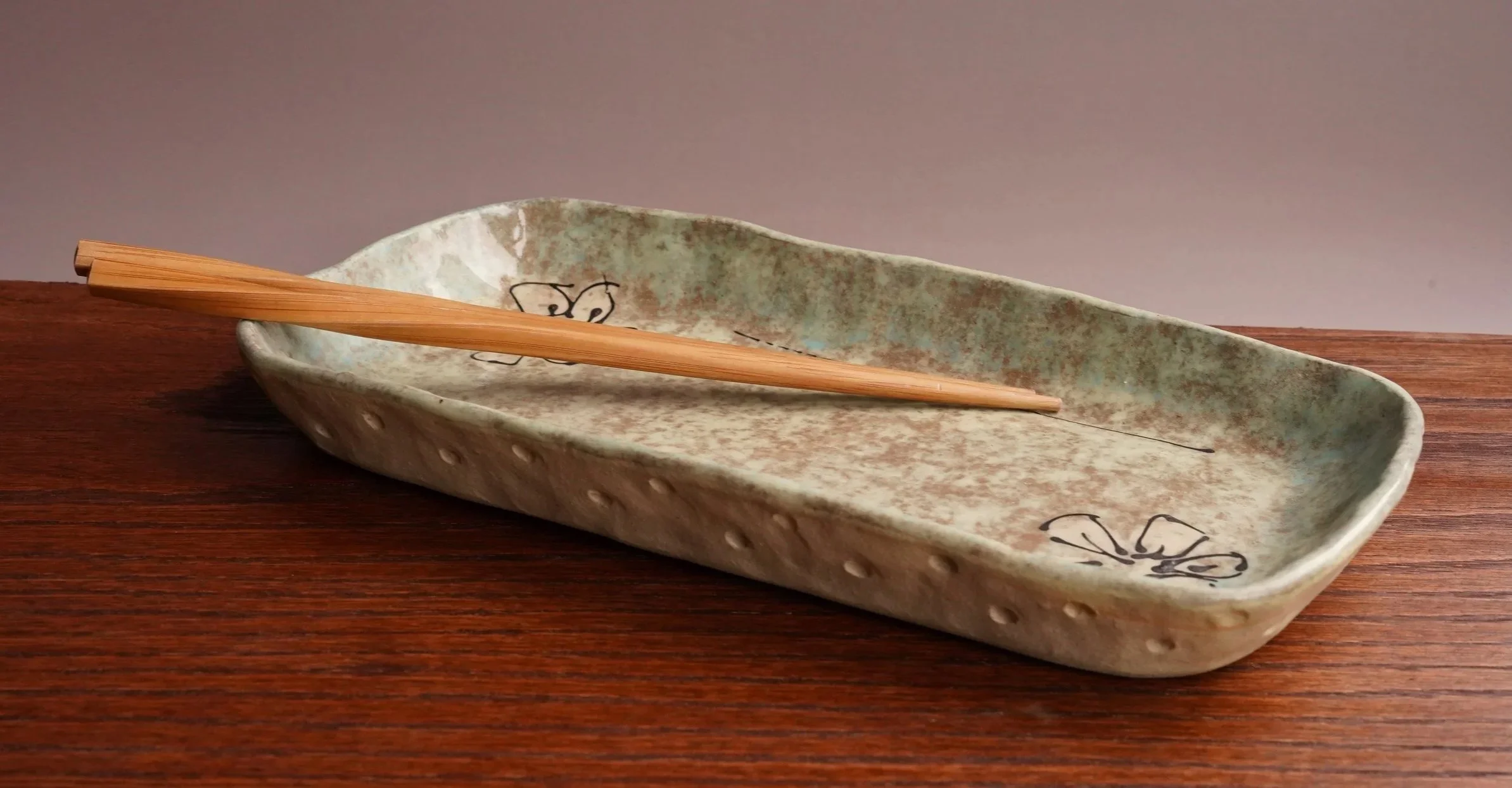 Tray+with+chopsticks.jpg