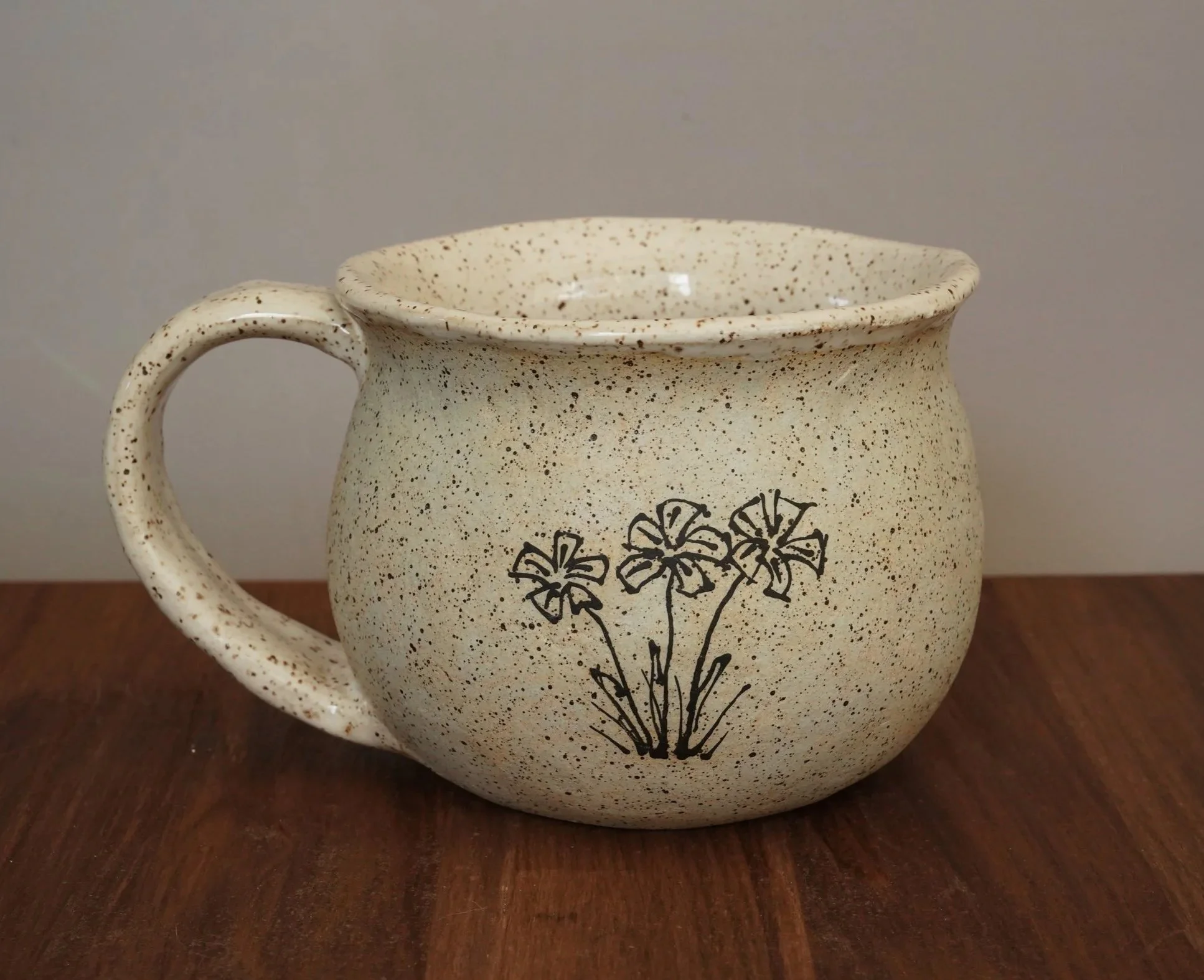 Mug+cream+3+flowers.jpg