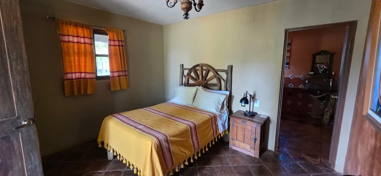 Private room for two