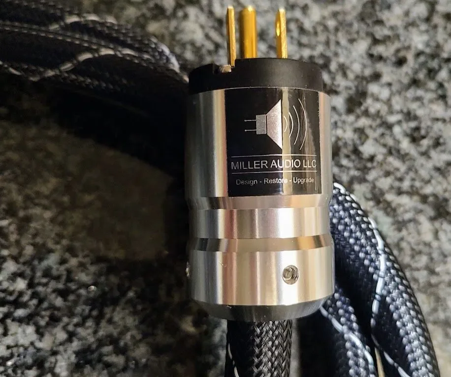 MALLC-Power-Cord_1.webp