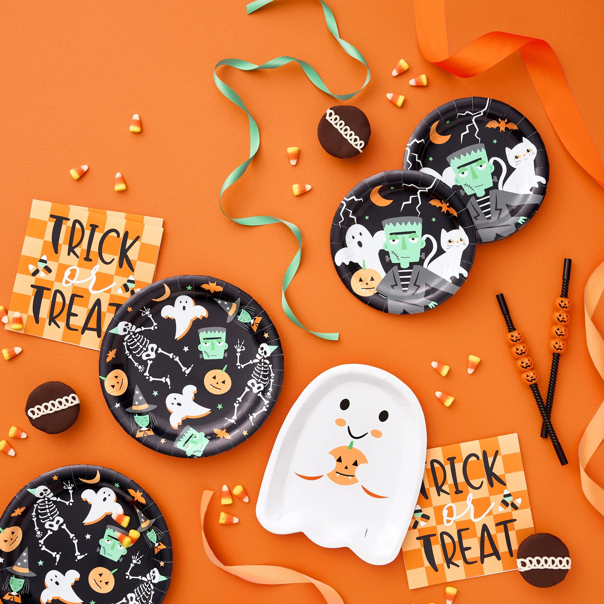 Halloween_9-7AdDate_PartyPlatesAndNapkinsStartingAt$1_WeeklyAdSquare copy 3.jpg