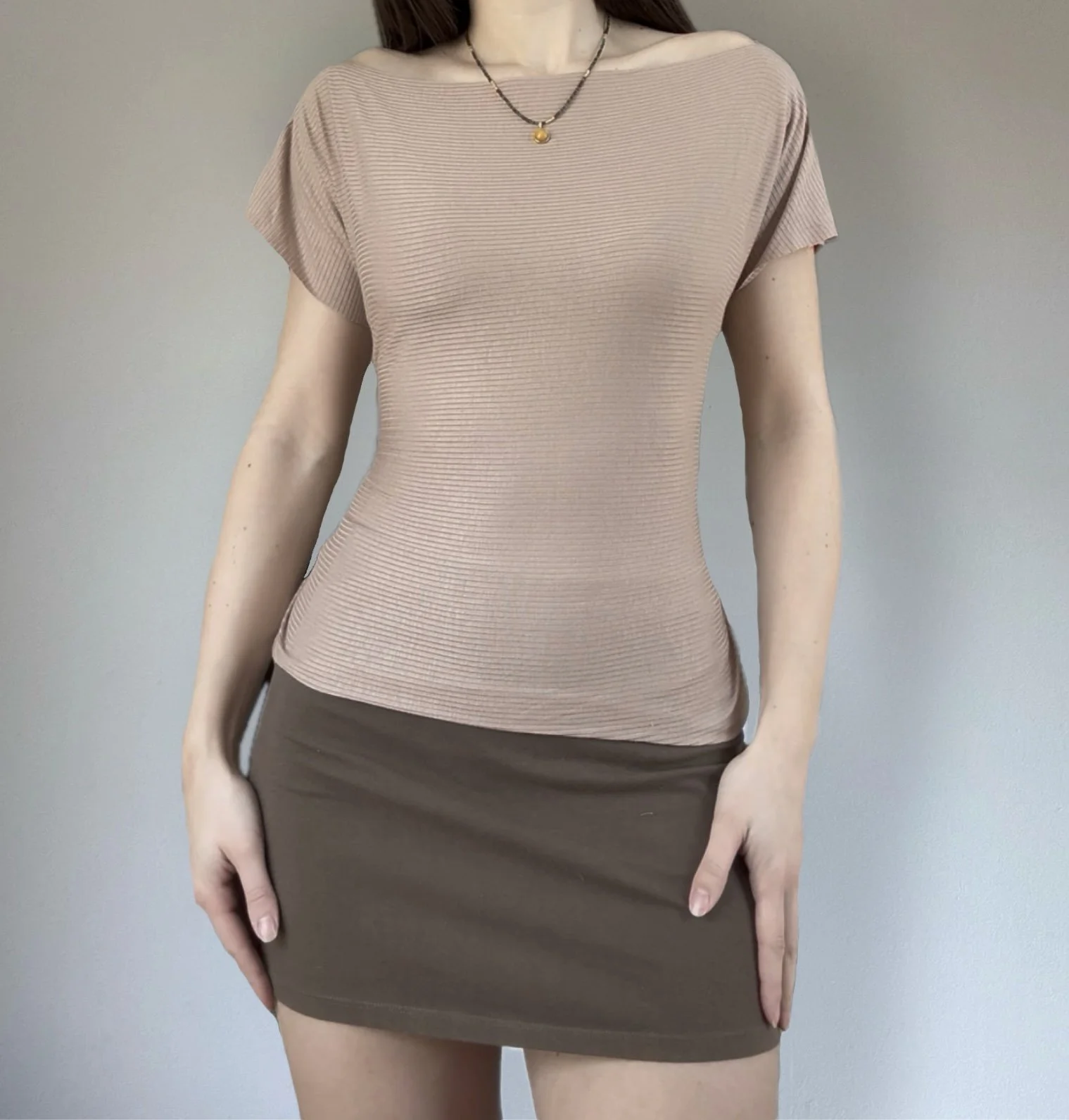 Tie-back top