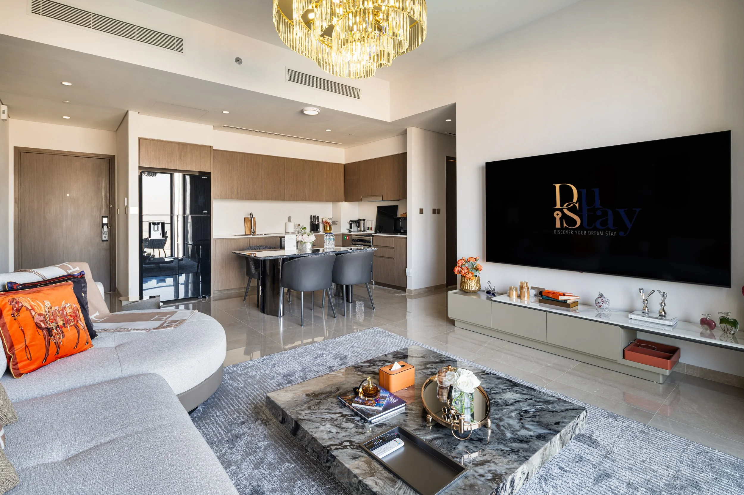 DU Stay Grande Signature 43.jpg