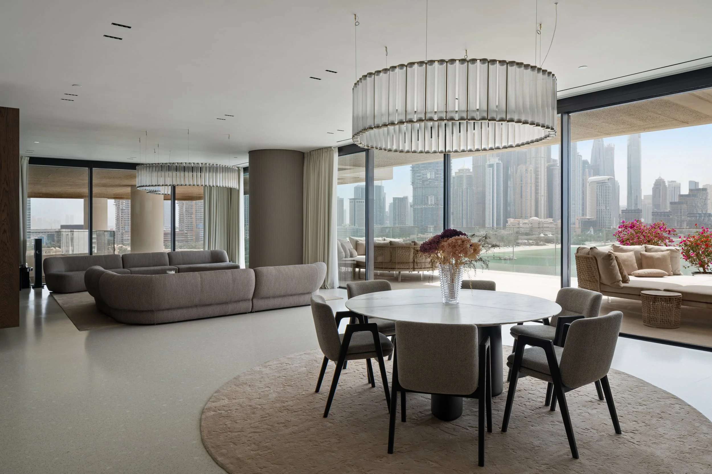 Fantastic Frank One Palm 905 - 02.jpg