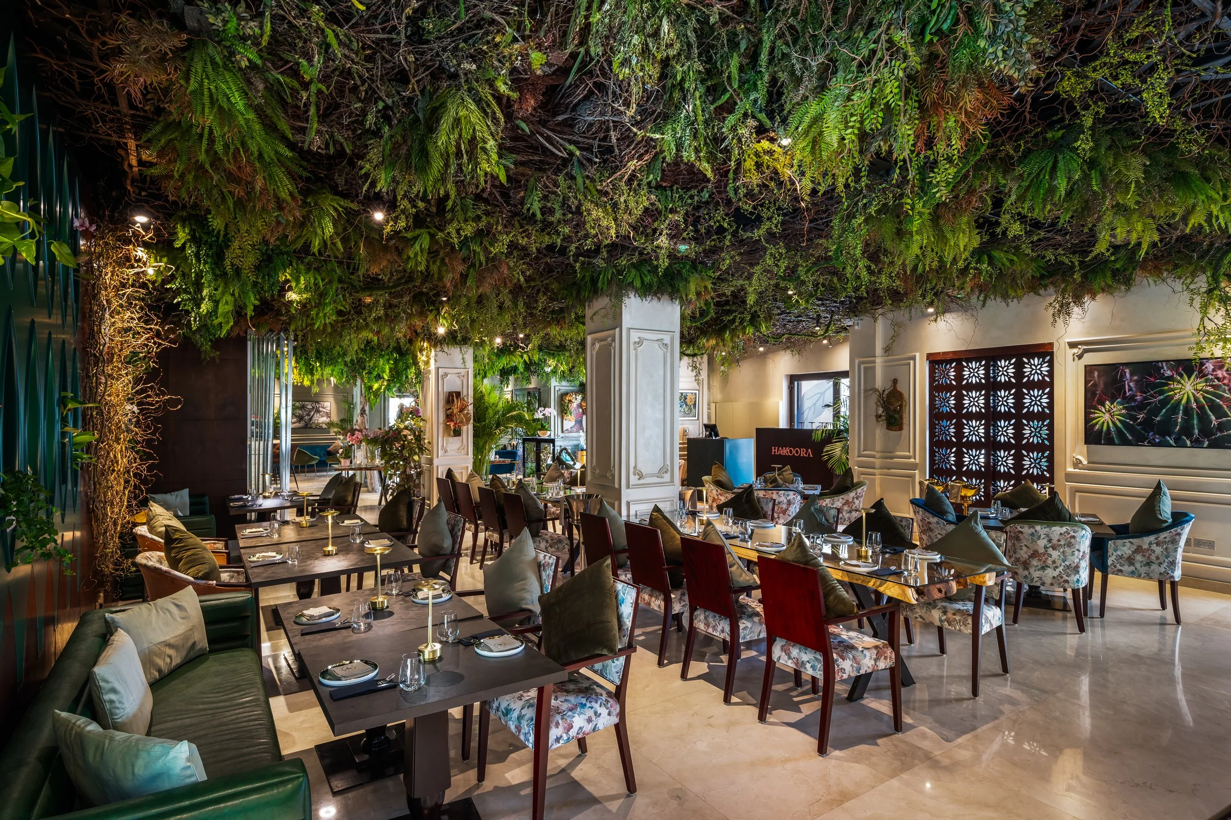 Hakoora Interior 02.jpg
