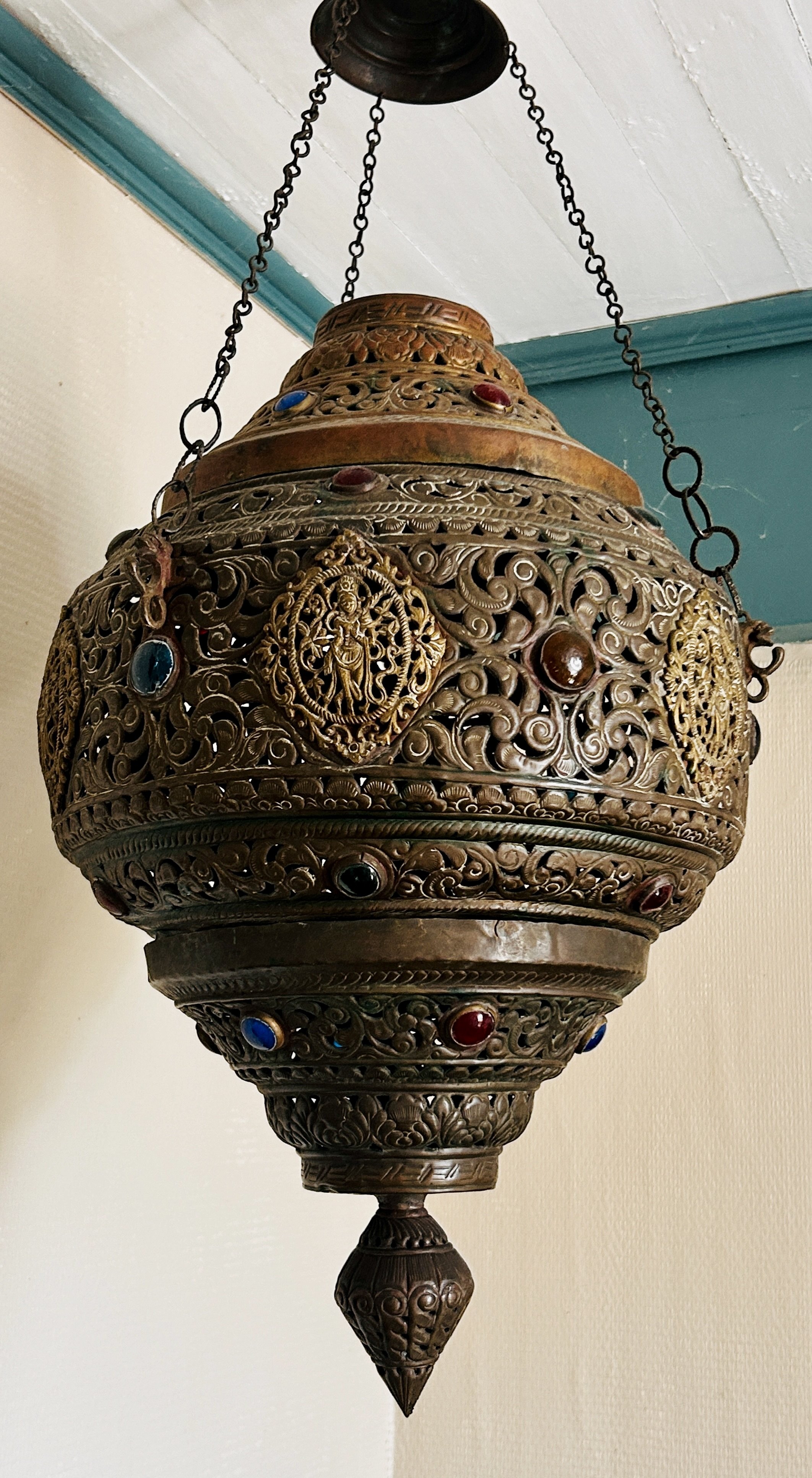 Iban Lamp