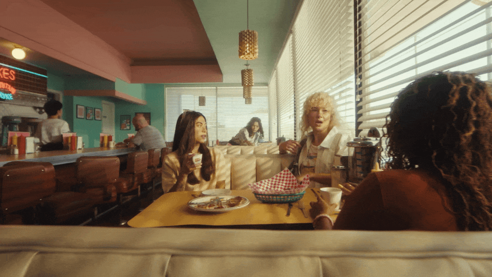 TMO_HSI_RVL_DinerDish_Loyalty_YouTube_EL_16x9_v14_Agency.gif