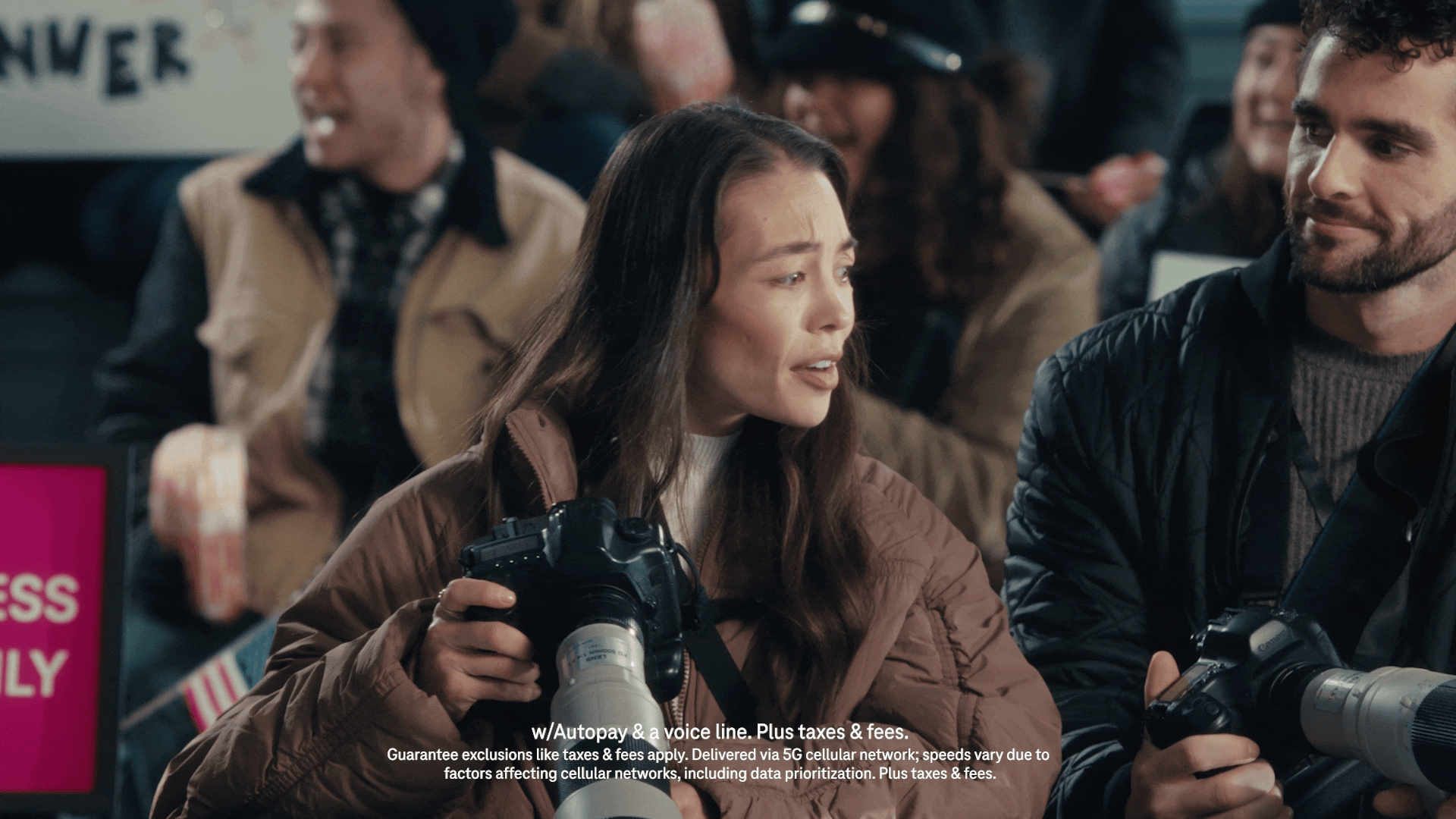 TMO_HSIRVLRefresh_Fastest_Nextdoor_Awareness_V1_Motion_1920x1080_EL.gif