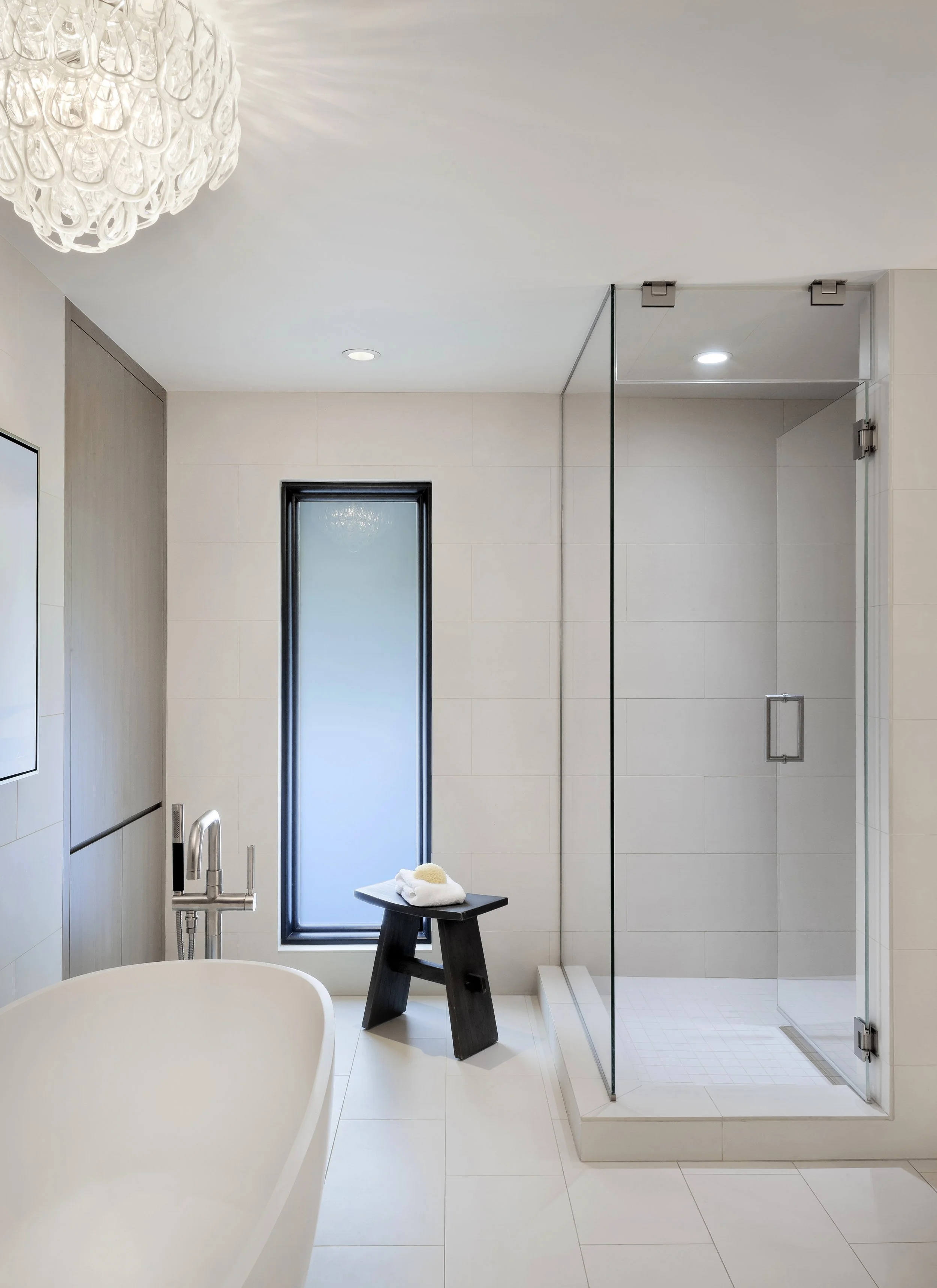 08 Master Bath.jpg