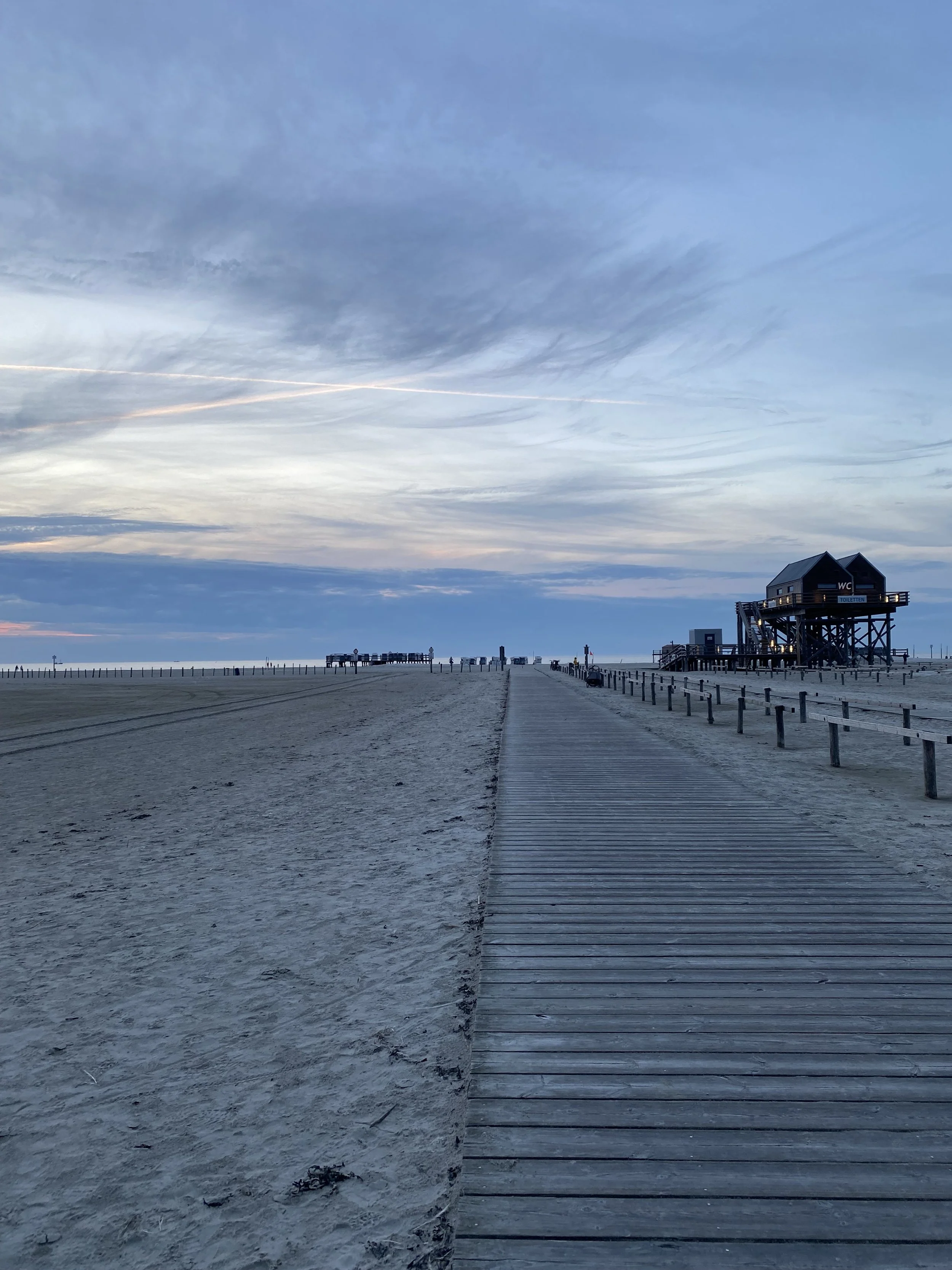 Samantha Gnesner am Nordseestrand – Coaching Retreat St. Peter Ording
