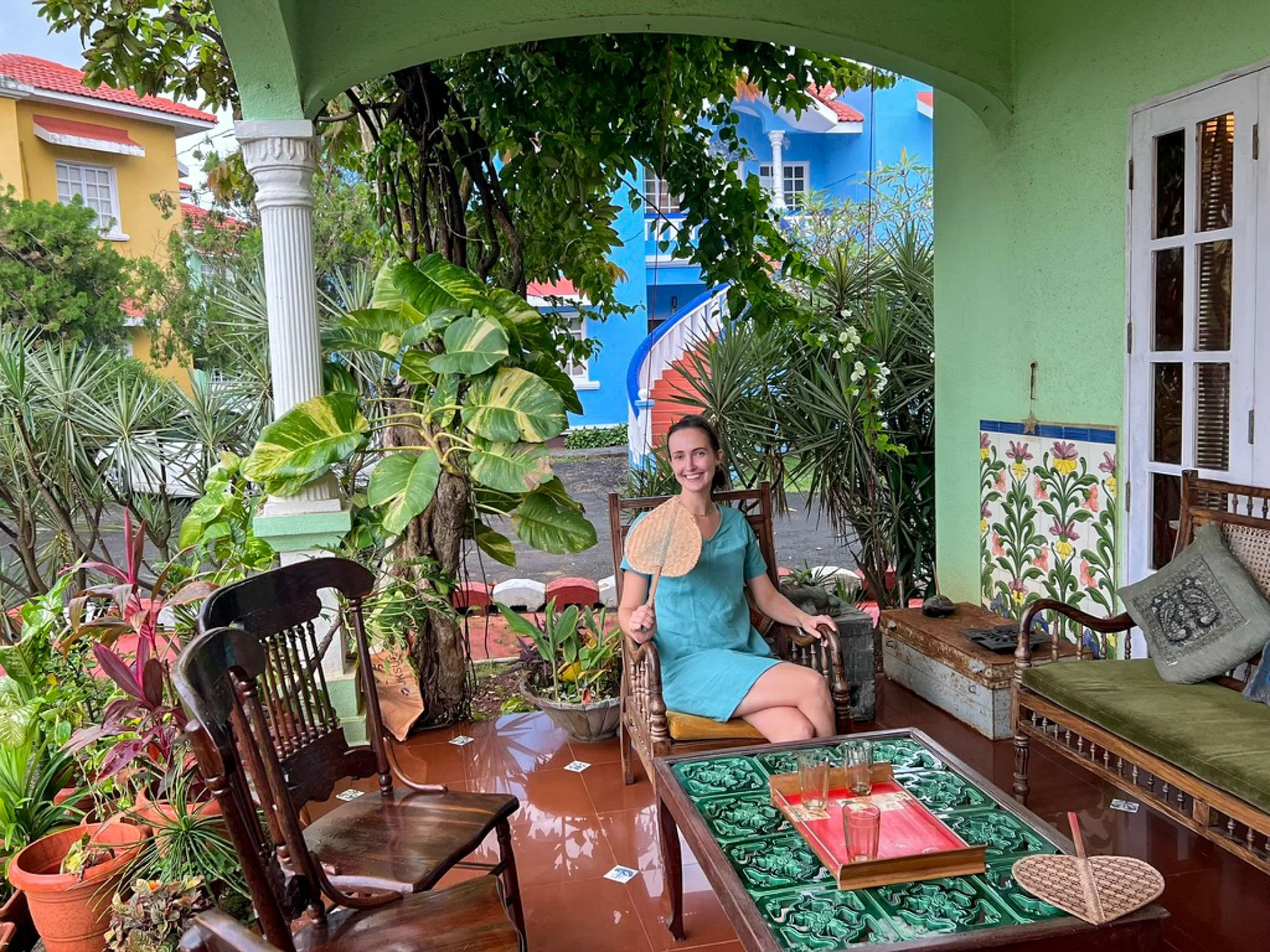   High tea and drum circle at a traditional Goan home  